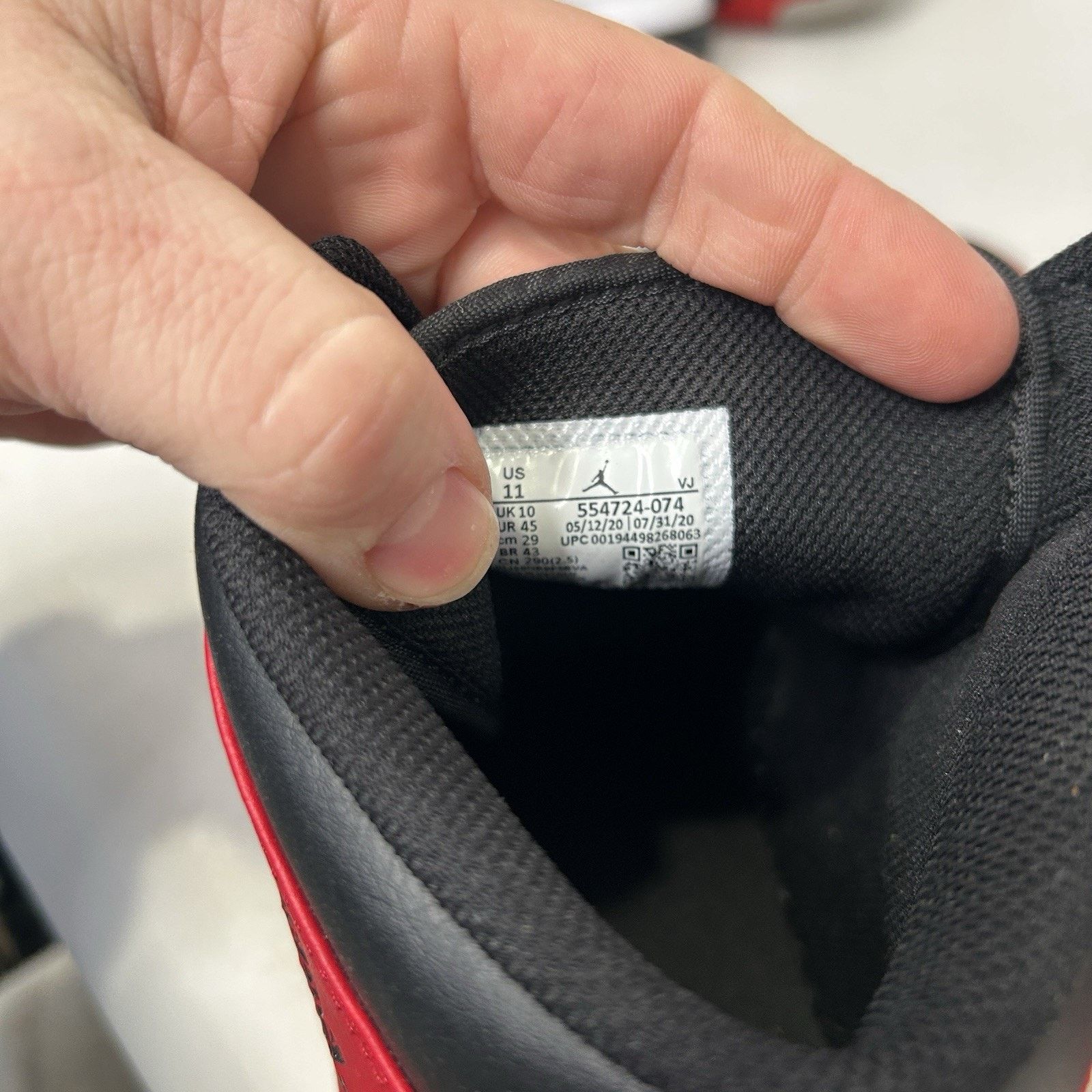 Jordan Brand Nike Air Jordan 1 Mid Retro “Banned/Black Red White” Size US 11 / EU 44 - 5 Thumbnail