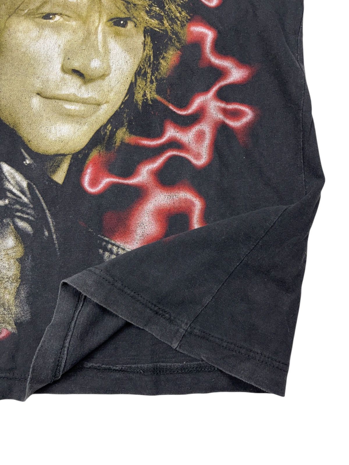 Bon Jovi Vintage 90s Bon Jovi All Over Print Rap Tee Style T-hirt Size US L / EU 52-54 / 3 - 3 Thumbnail