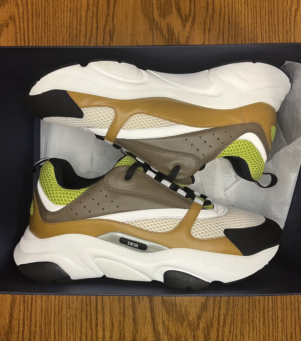 Dior Dior B22 Sneaker Brown/Green Size US 12 / EU 45 - 1 Thumbnail