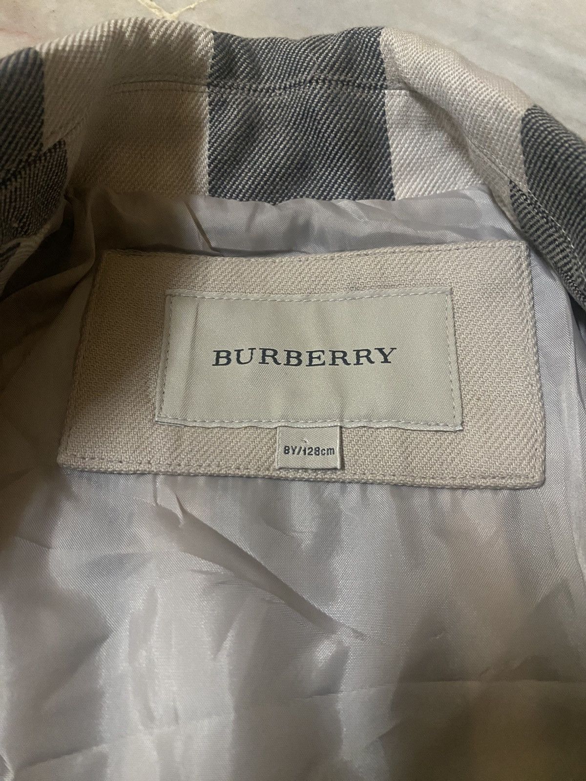 Burberry Burberry Kids Iconic Nova Check Plaid Double Breast Jacket Size US XXS / EU 40 - 6 Thumbnail
