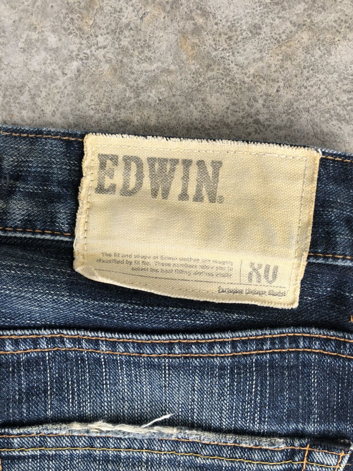 Le Grande Bleu (L.G.B.) Edwin XV Flared Jeans Bootcut Distressed Jeans Size US 31 - 19 Thumbnail