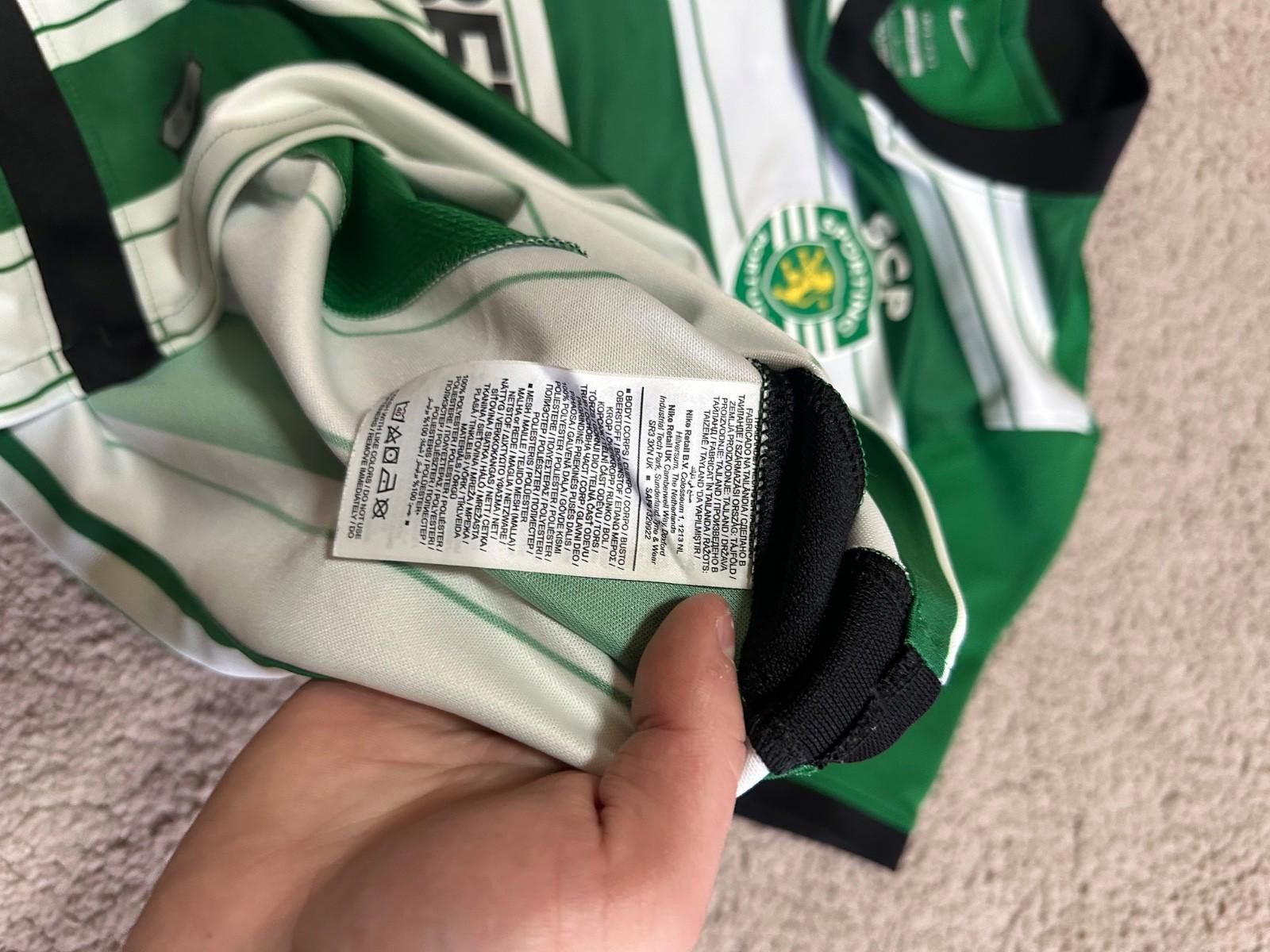 Nike Nike Sporting Lisbon 2022/23 Football Shirt Soccer Jersey Size US M / EU 48-50 / 2 - 5 Thumbnail