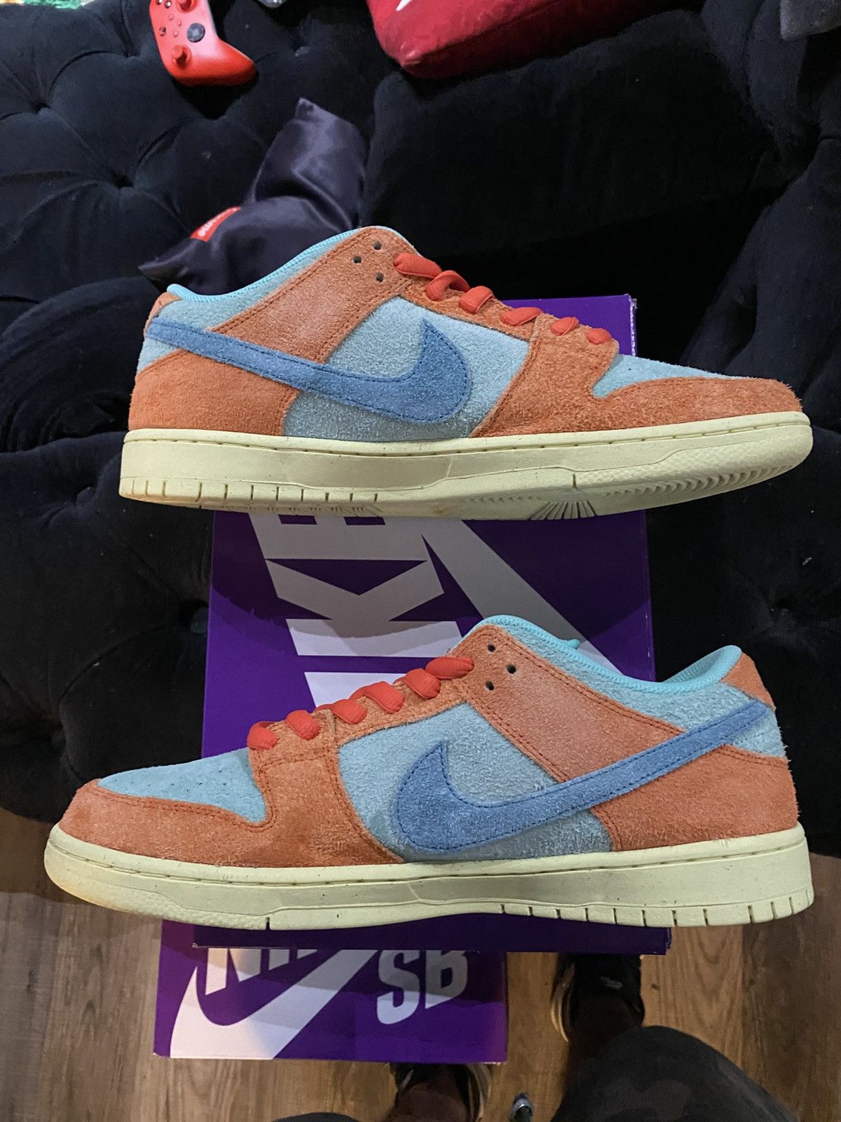 Nike Nike Dunk SB Low Orange Emerald Men Size 12 DV5429-800 Used Size US 12 / EU 45 - 1 Thumbnail