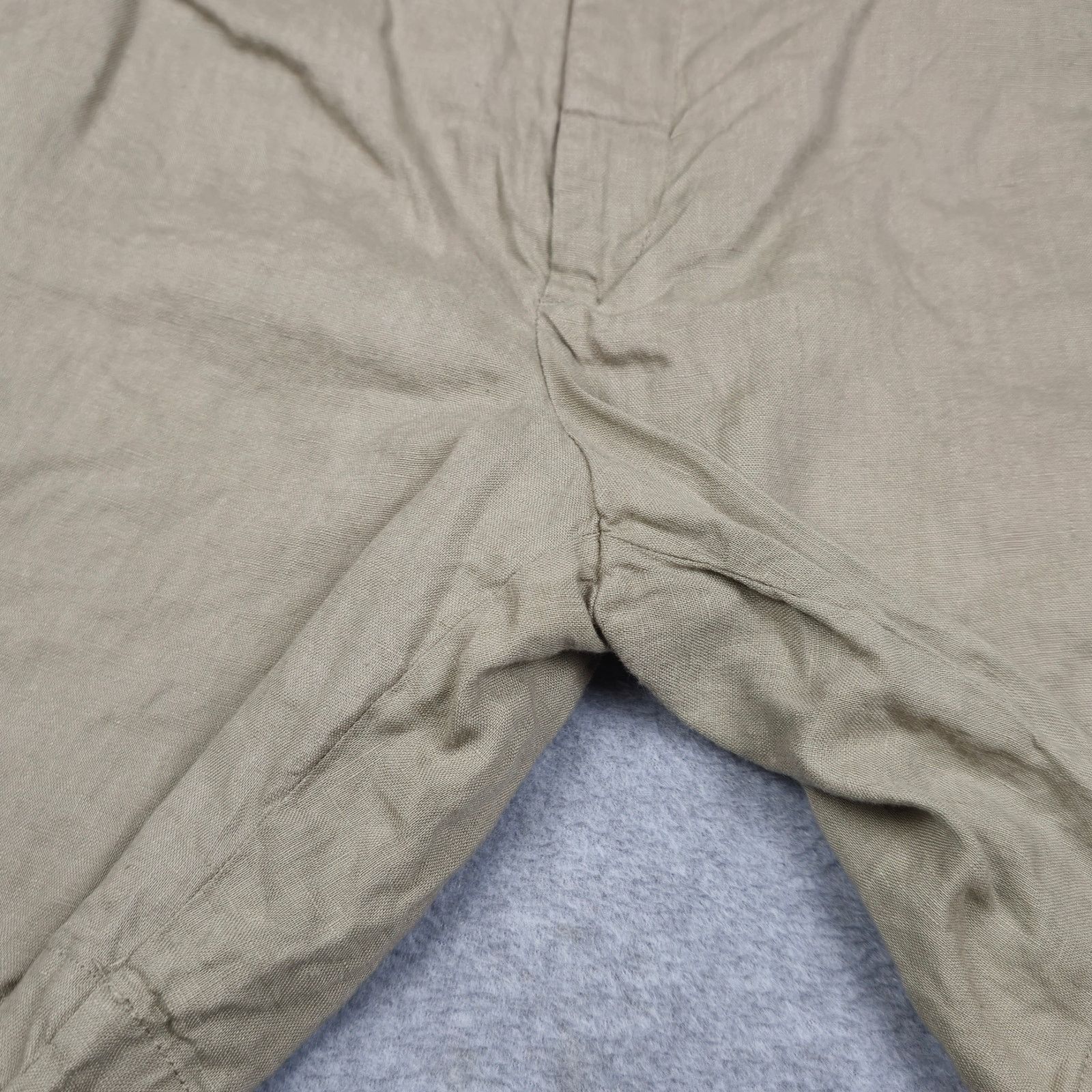 Zara Zara Large Light Beige 100% Linen Flat Front Chino Shorts Size US 32 / EU 48 - 4 Thumbnail