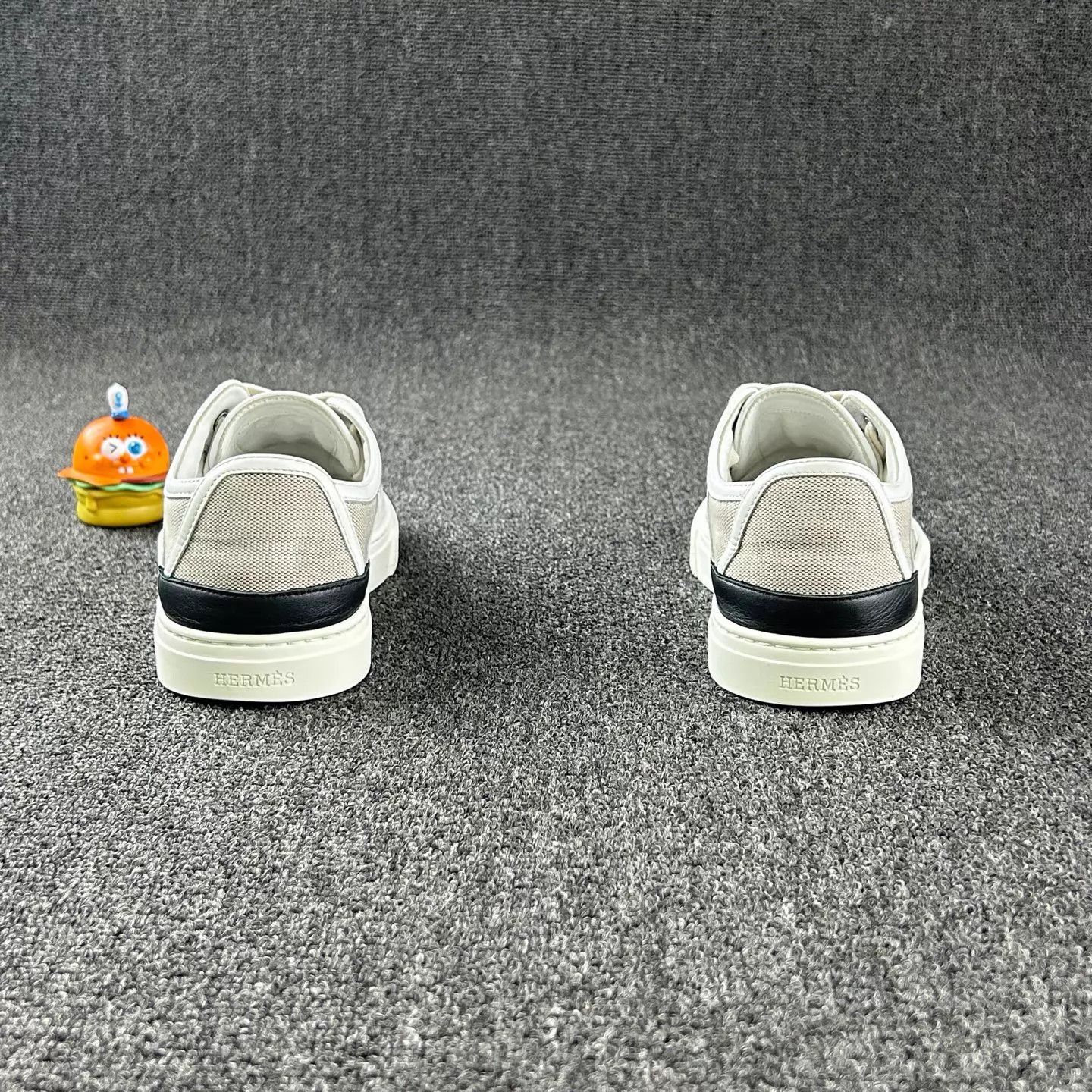 Hermes Hermes Gray Minimalist Logo Sneaker 36 Size US 5.5 / IT 35.5 - 5 Thumbnail