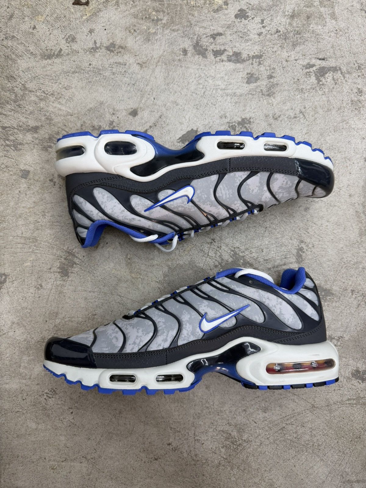 Nike Nike Air Max Plus Social FC Size US 12 / EU 45 - 1 Thumbnail