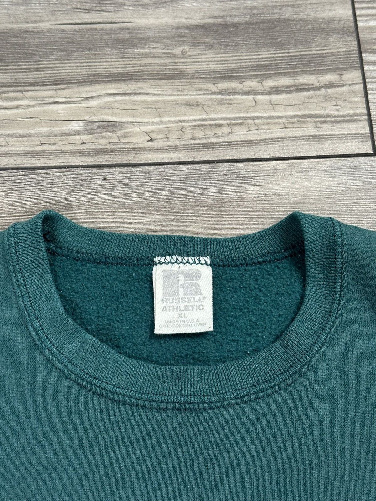 Russell Athletic Vintage 90’s Russell Athletic Essential Crewneck Size US XL / EU 56 / 4 - 4 Thumbnail