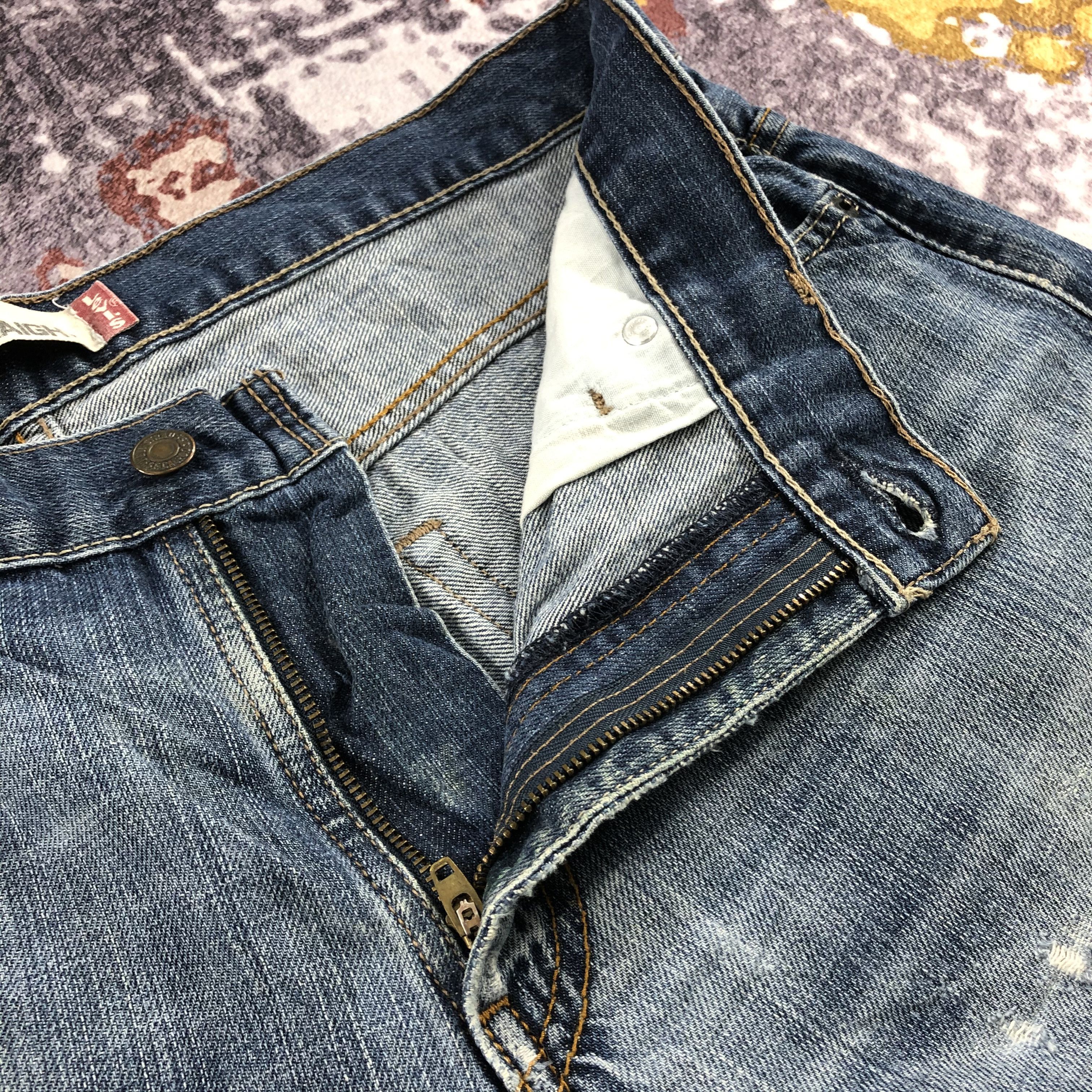 Levi's × Vintage Vintage Blue Wash Levis 569 Jeans-JM2527 Size US 36 / EU 52 - 7 Thumbnail
