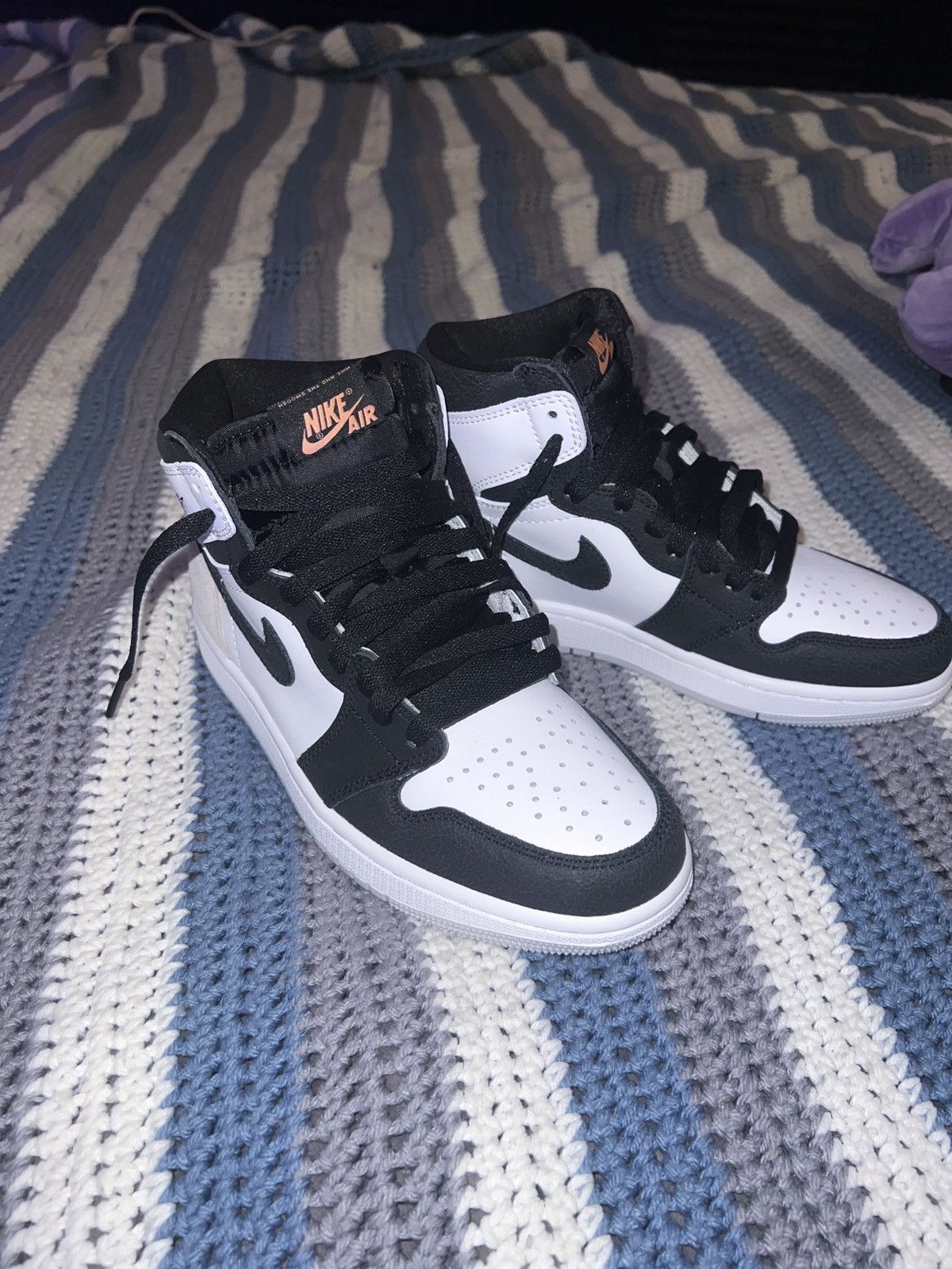 Other DS Jordan 1 STAGE HAZE with laces and box Size US 6 / EU 39 - 6 Thumbnail