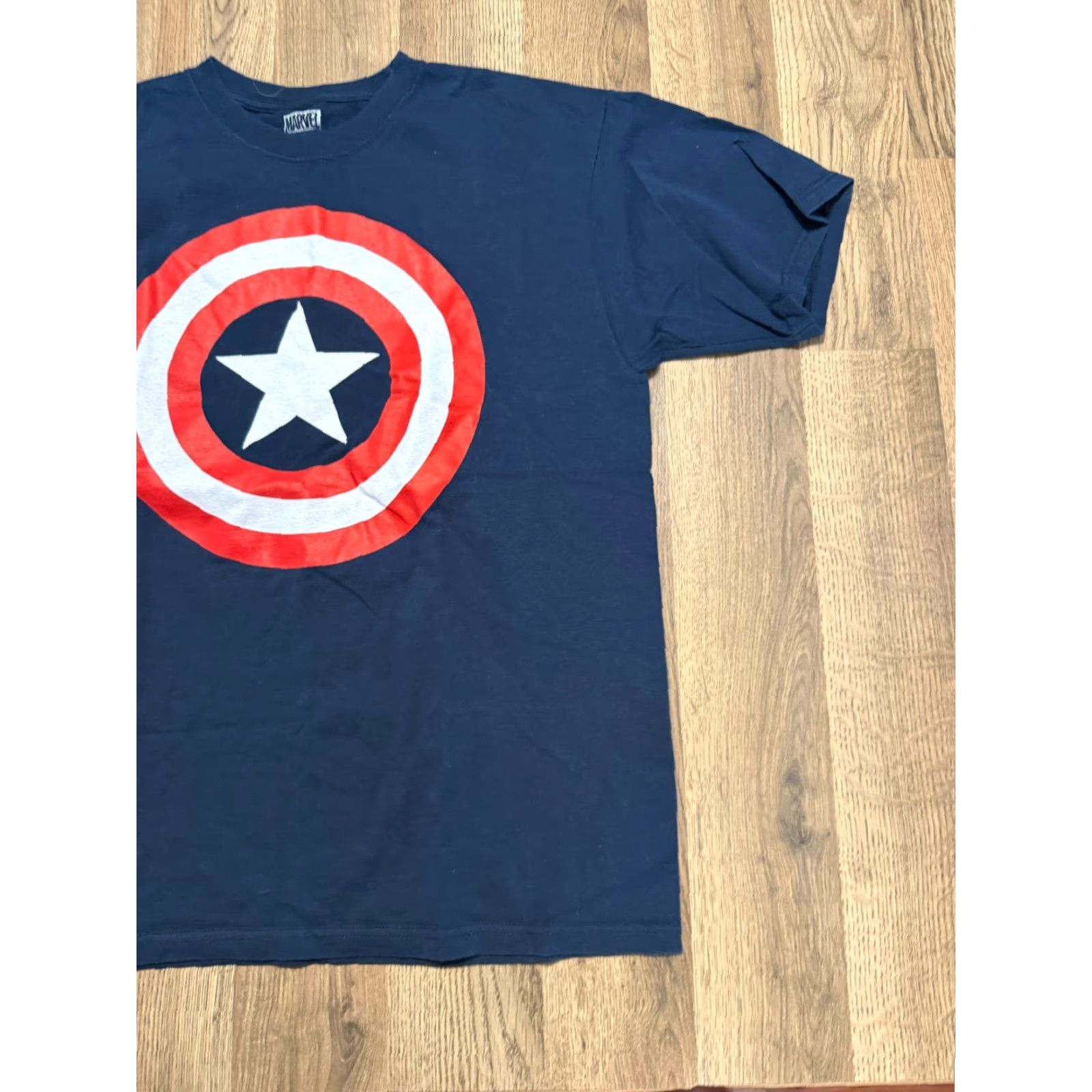 Vintage VINTAGE Marvel Shirt Mens XL Blue Red White Captain America Graphic Print Size US XL / EU 56 / 4 - 4 Thumbnail