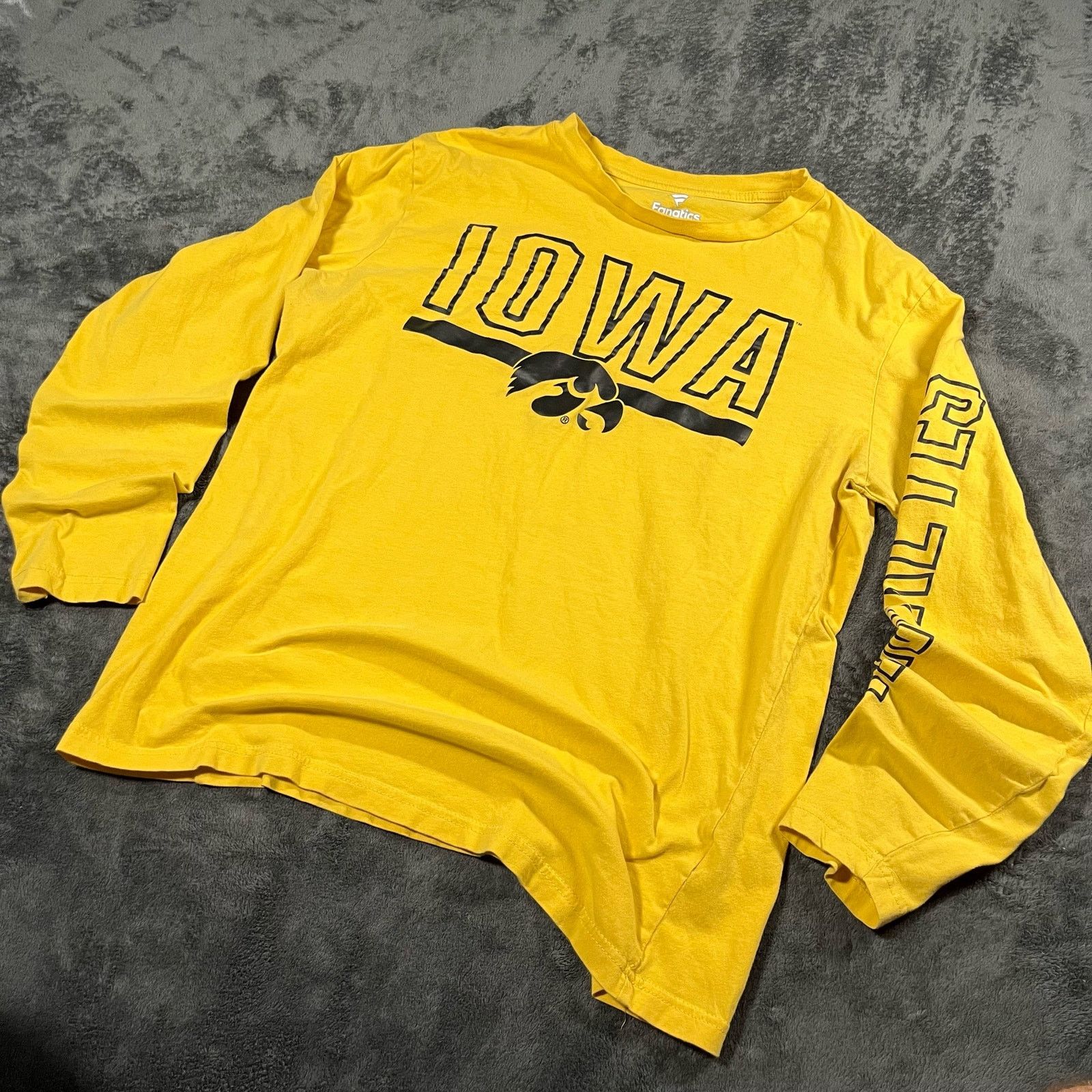 Vintage Y2K Iowa Hawkeyes Sportswear Yellow Long Sleeve Size US L / EU 52-54 / 3 - 1 Thumbnail