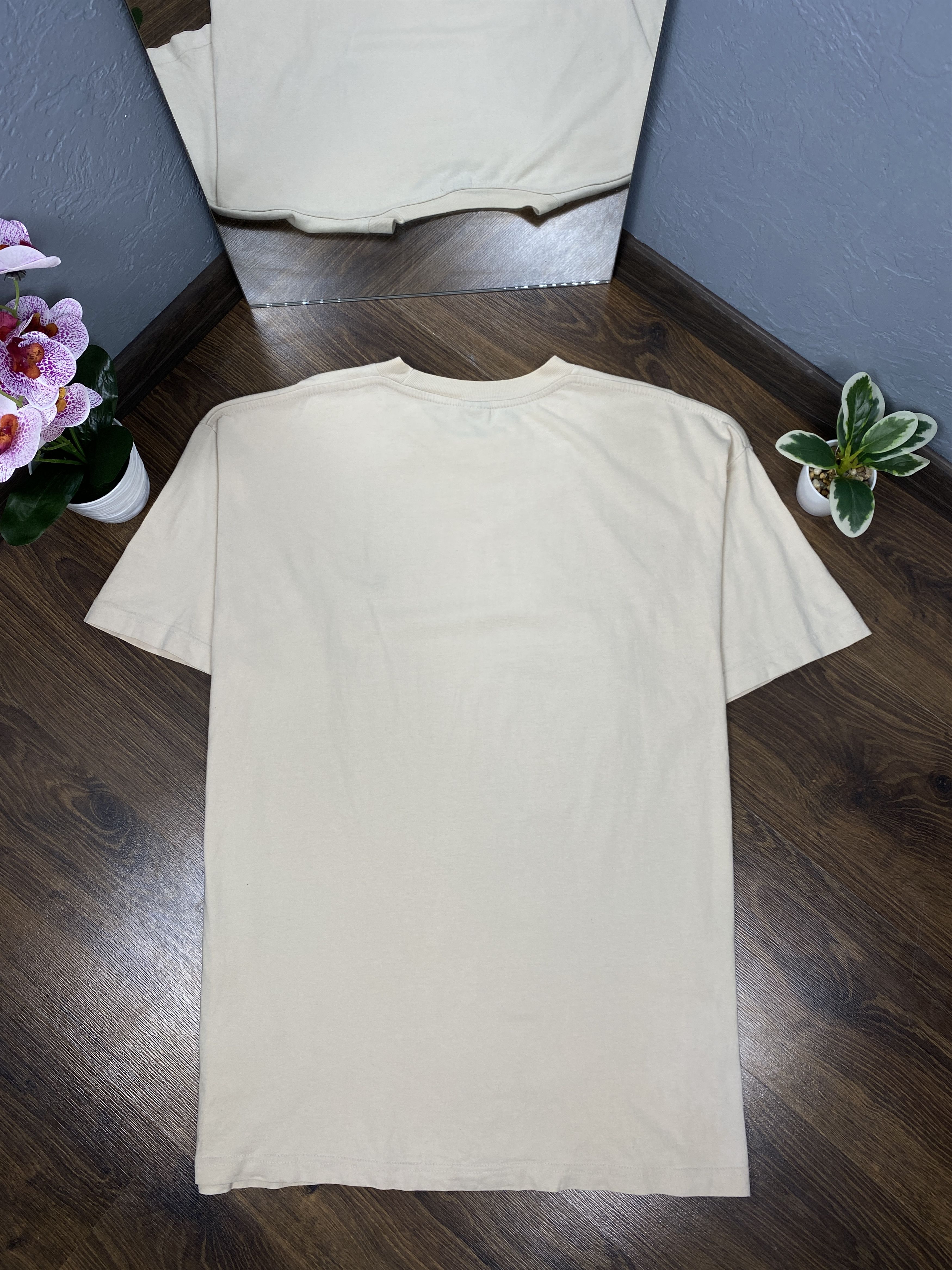 Nike Nike Vintage mini swoosh distreseed t-shirt y2k Size US XL / EU 56 / 4 - 7 Thumbnail