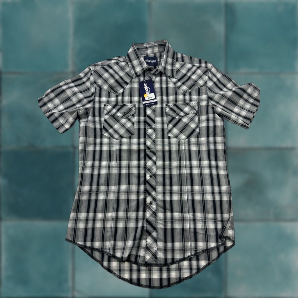 Wrangler VINTAGE Wrangler Shirt Mens Small Black Gray White Plaid Western Pearl Snap Short Sleeve Mens Size US S / EU 44-46 / 1 - 1 Thumbnail