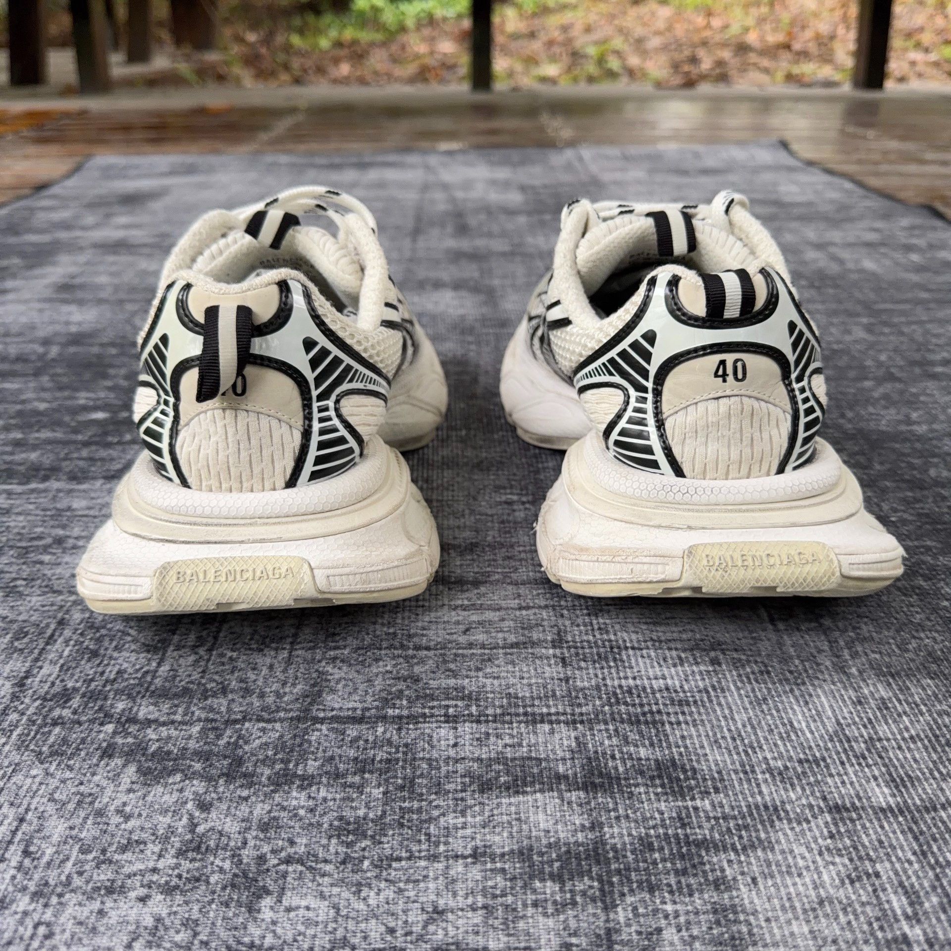 Balenciaga Balenciaga 3XL Distressed Panda Size US 7 / EU 40 - 5 Thumbnail