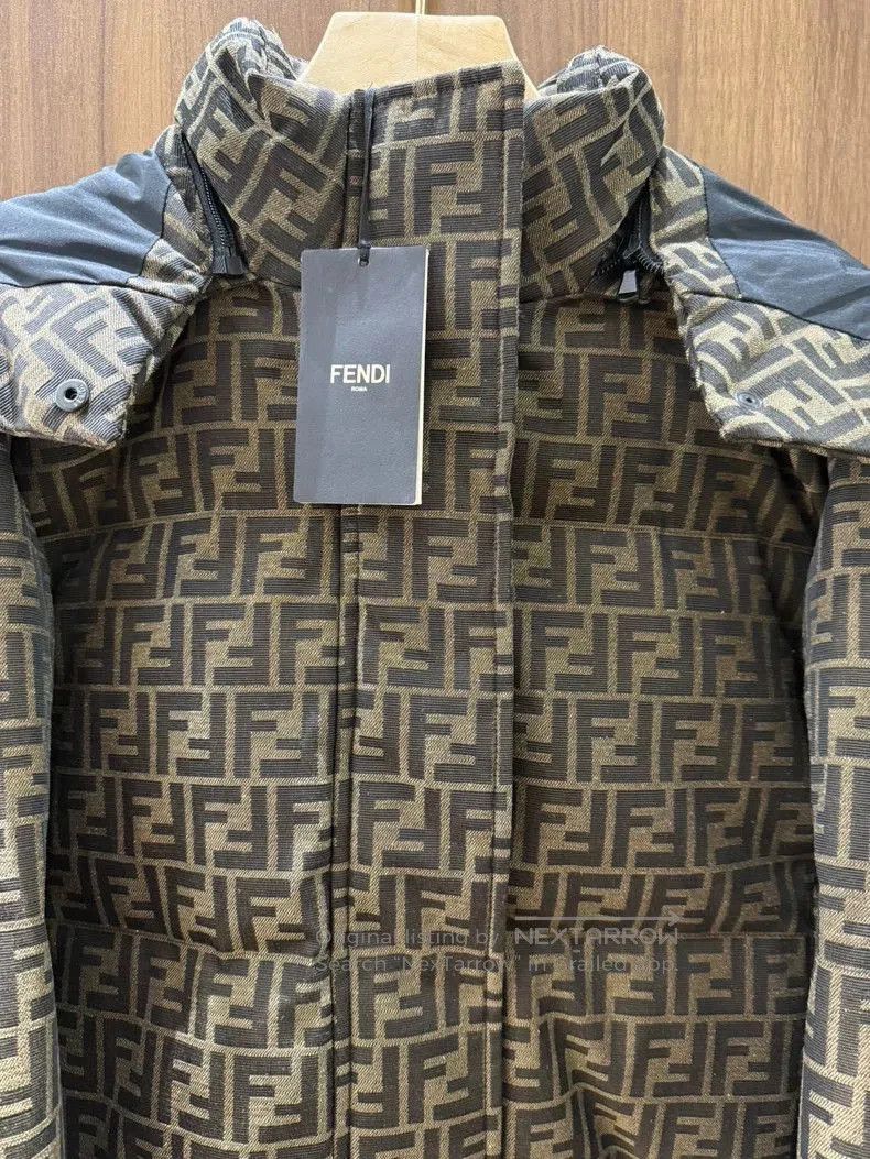 Fendi FENDI Brown Logo Hooded Down Jacket. Size US S / EU 44-46 / 1 - 3 Thumbnail