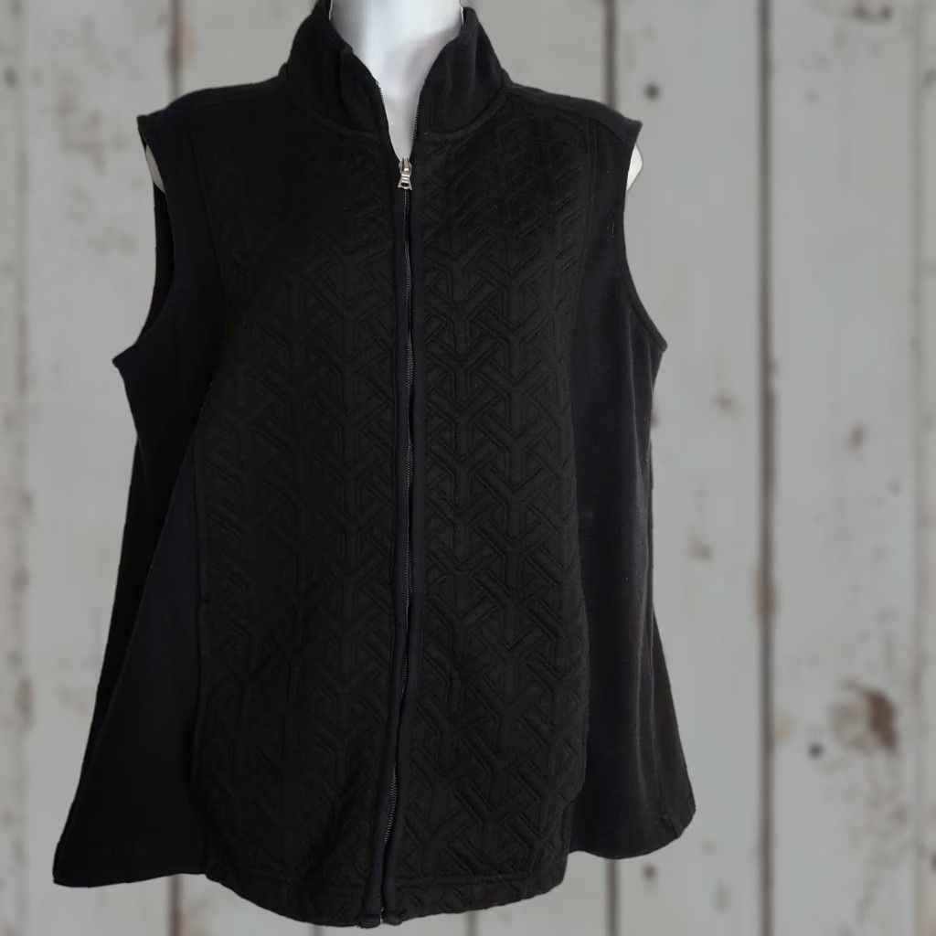 Croft & Barrow Croft & Barrow Herringbone Vest Women's Large Black Full Zip Quilted Vest Regular Fit Size L / US 10 / IT 46 - 1 Thumbnail