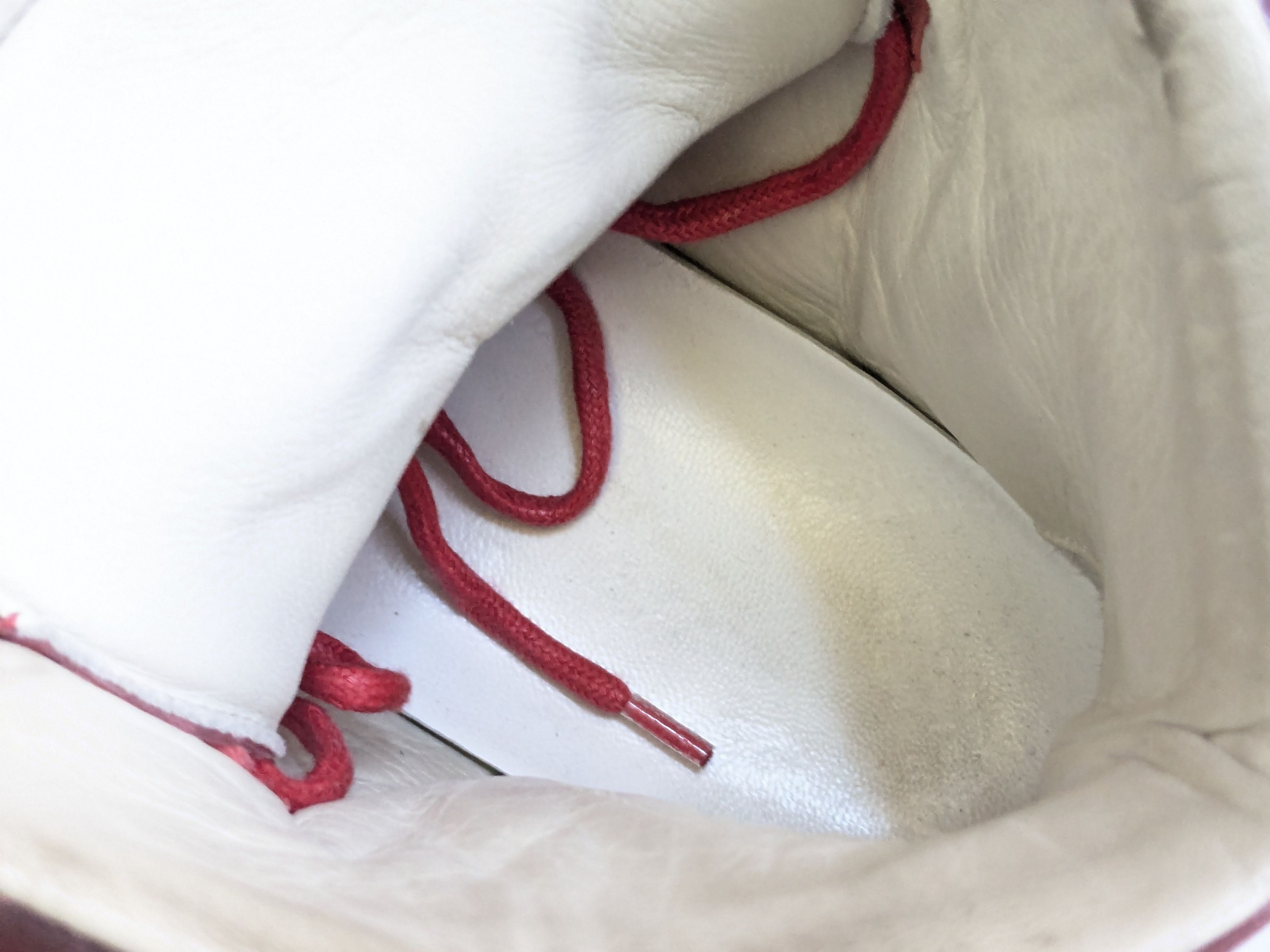 Maison Margiela Maison Margiela Future Sneakers Red PVC 9 42 High Tops Size US 9 / EU 42 - 8 Thumbnail