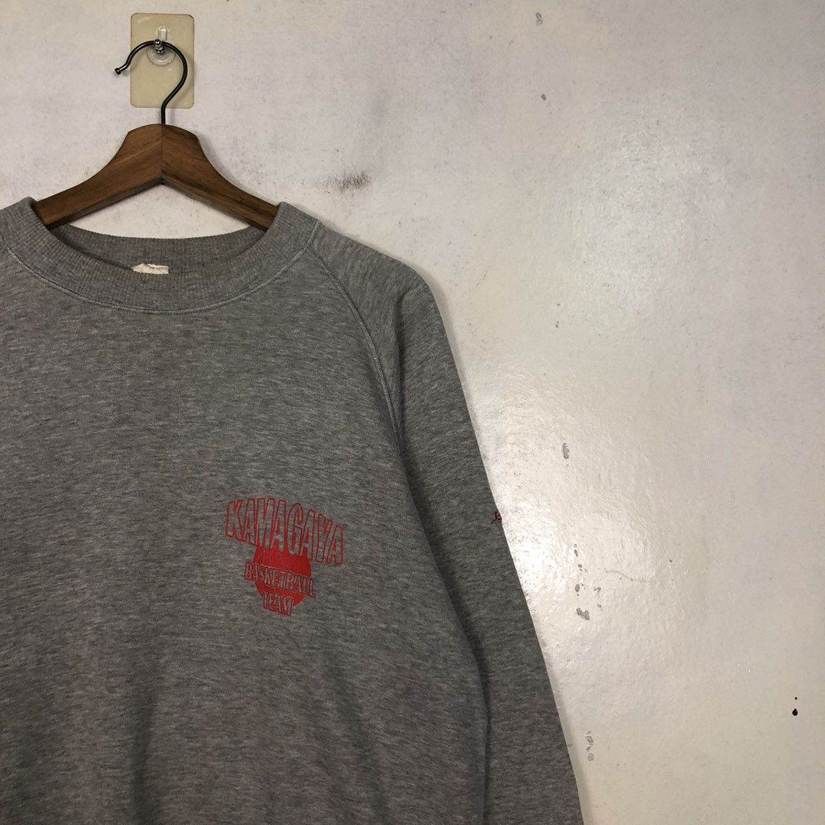 Japanese Brand 📌Vintage Sweatshirt Kamagaya Basketball Team Big Logo Size US M / EU 48-50 / 2 - 8 Thumbnail