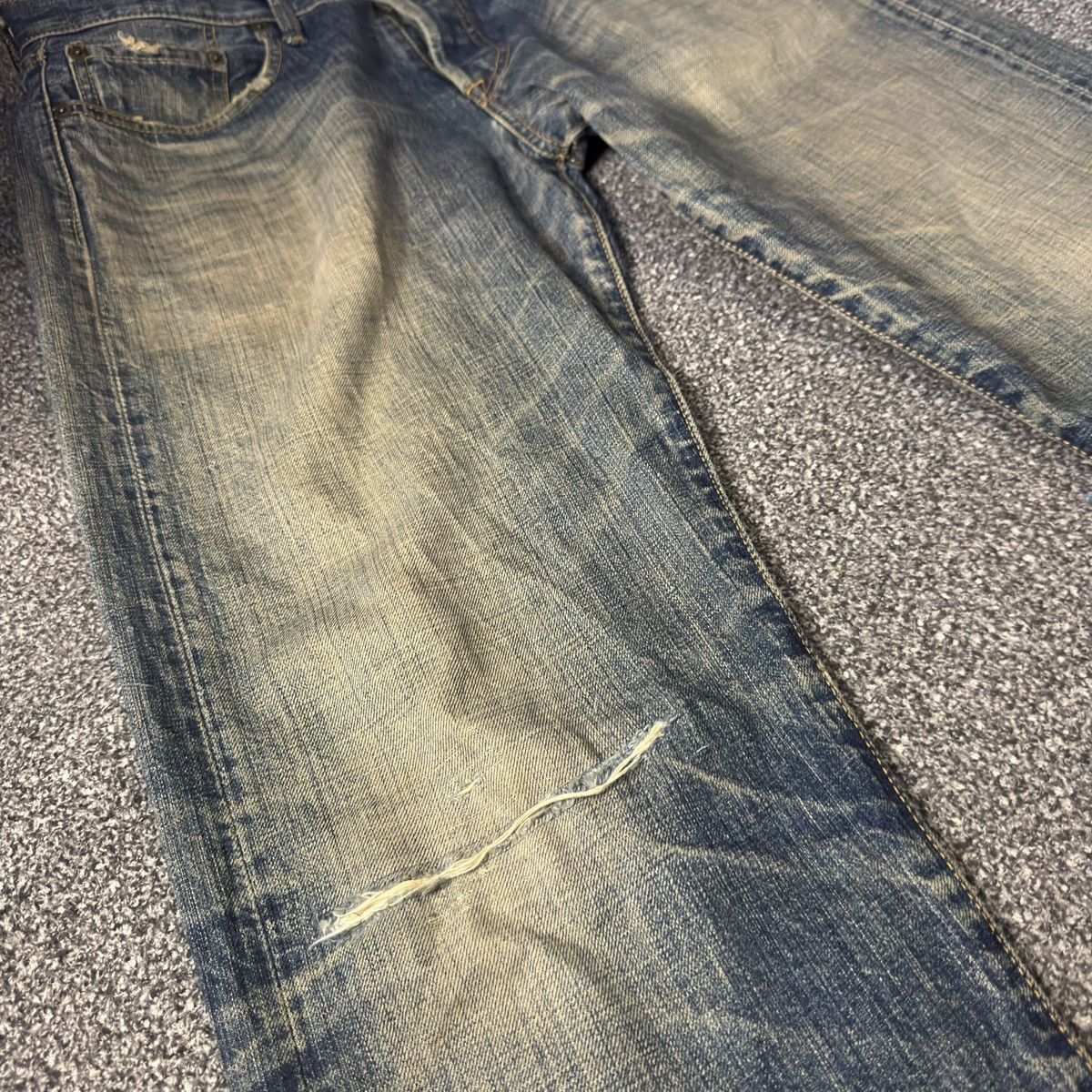 Levi's Vintage 2005 Levis 501 Distressed Denim W32 Size US 32 / EU 48 - 5 Thumbnail