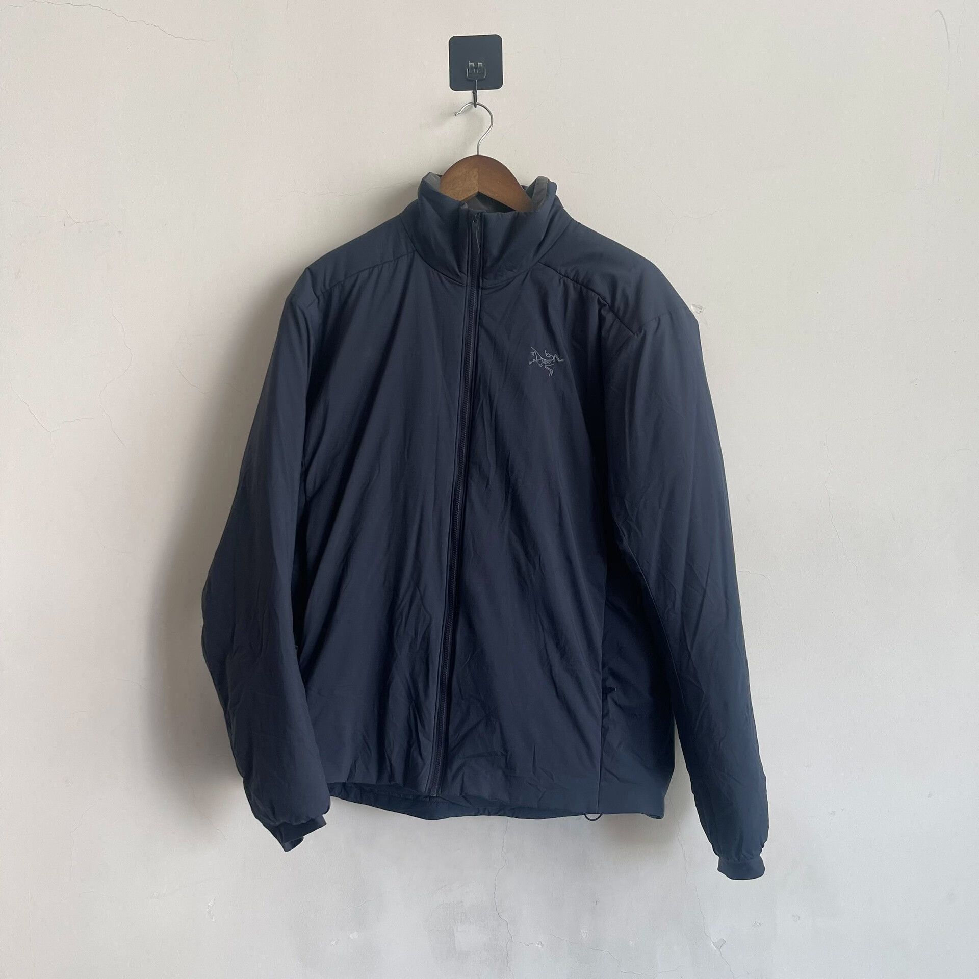 Arc'teryx Arcteryx Atom Heavyweight Jacket Black Blue Size US M / EU 48-50 / 2 - 1 Thumbnail