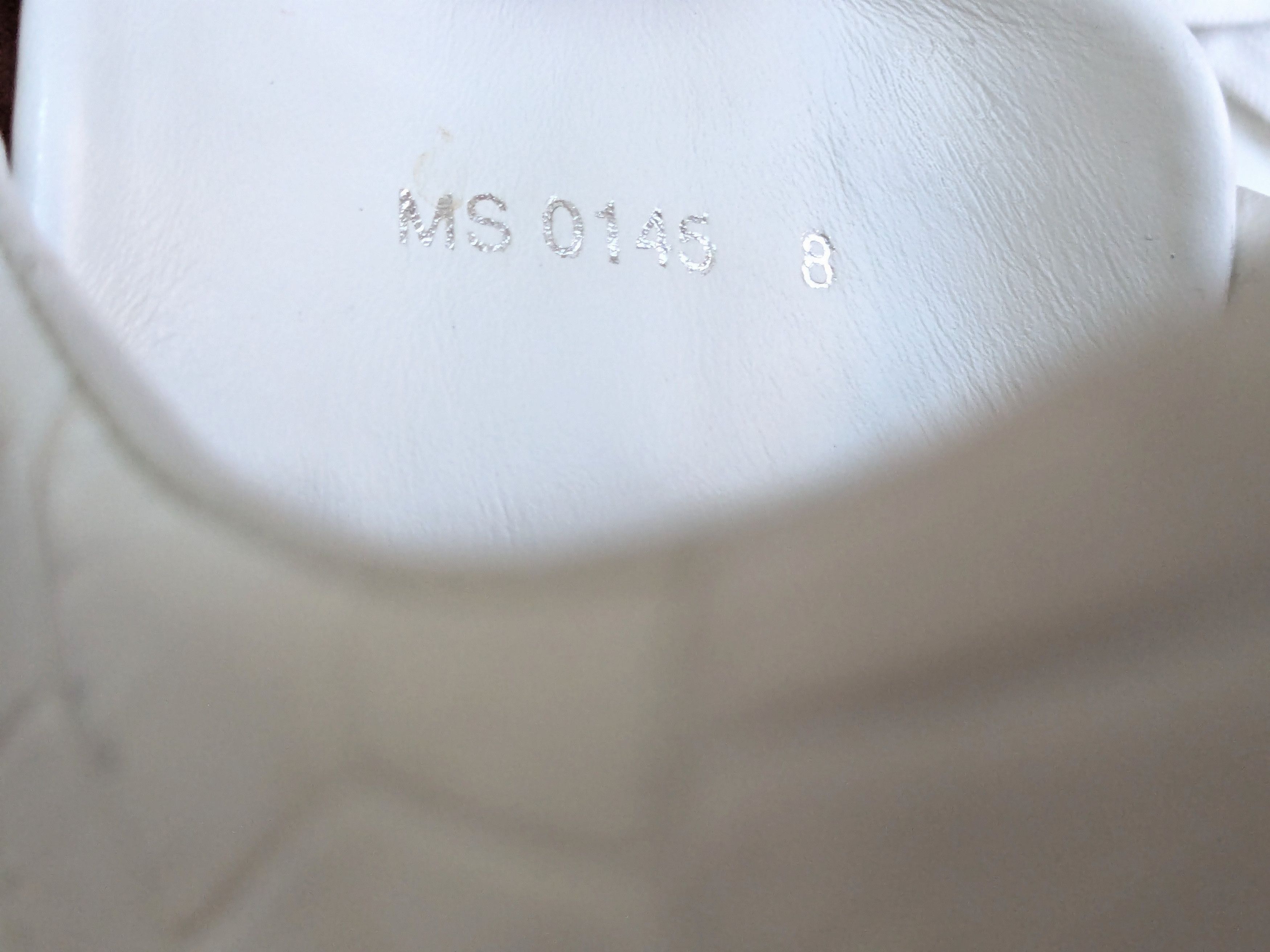 Louis Vuitton Louis Vuitton Frontrow Sneakers White 9 Croc Low Tops Size US 9 / EU 42 - 6 Thumbnail