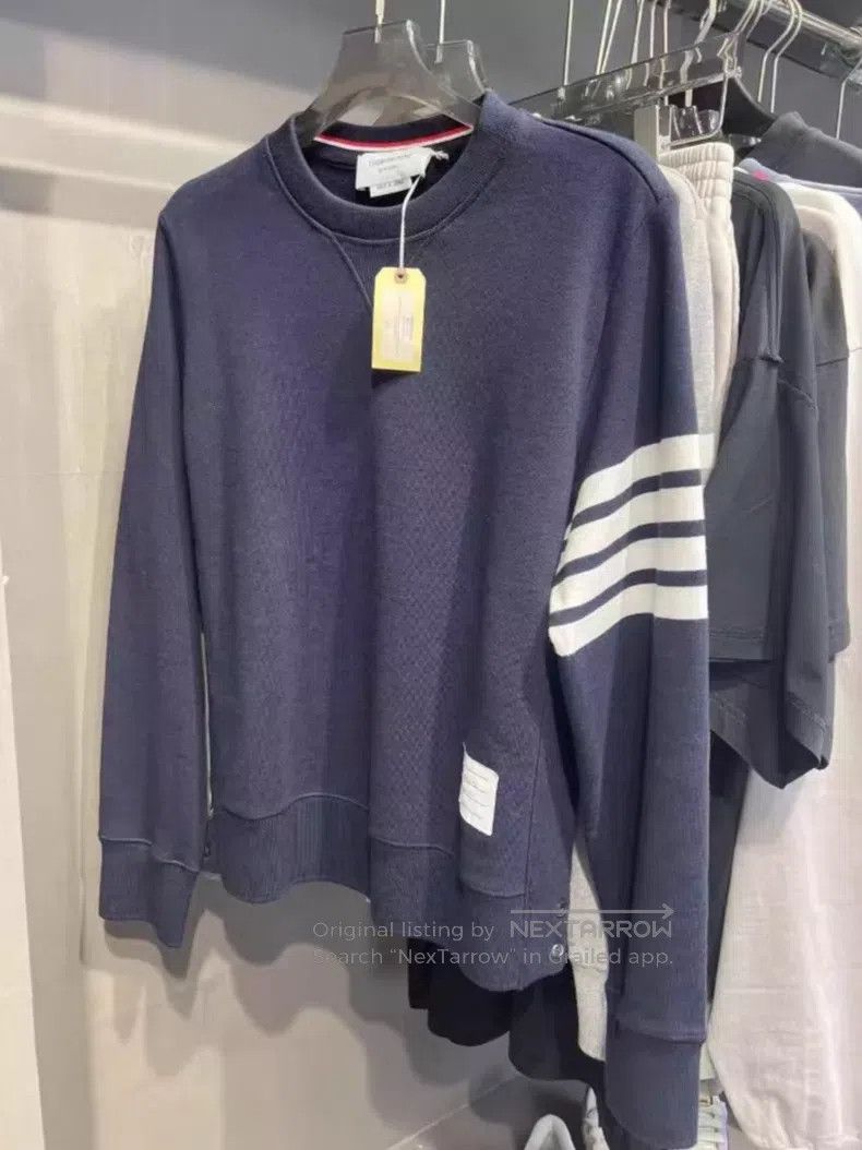 Thom Browne Thom Browne Striped knit crew-neck sweatshirt in deep blue Size US S / EU 44-46 / 1 - 1 Thumbnail