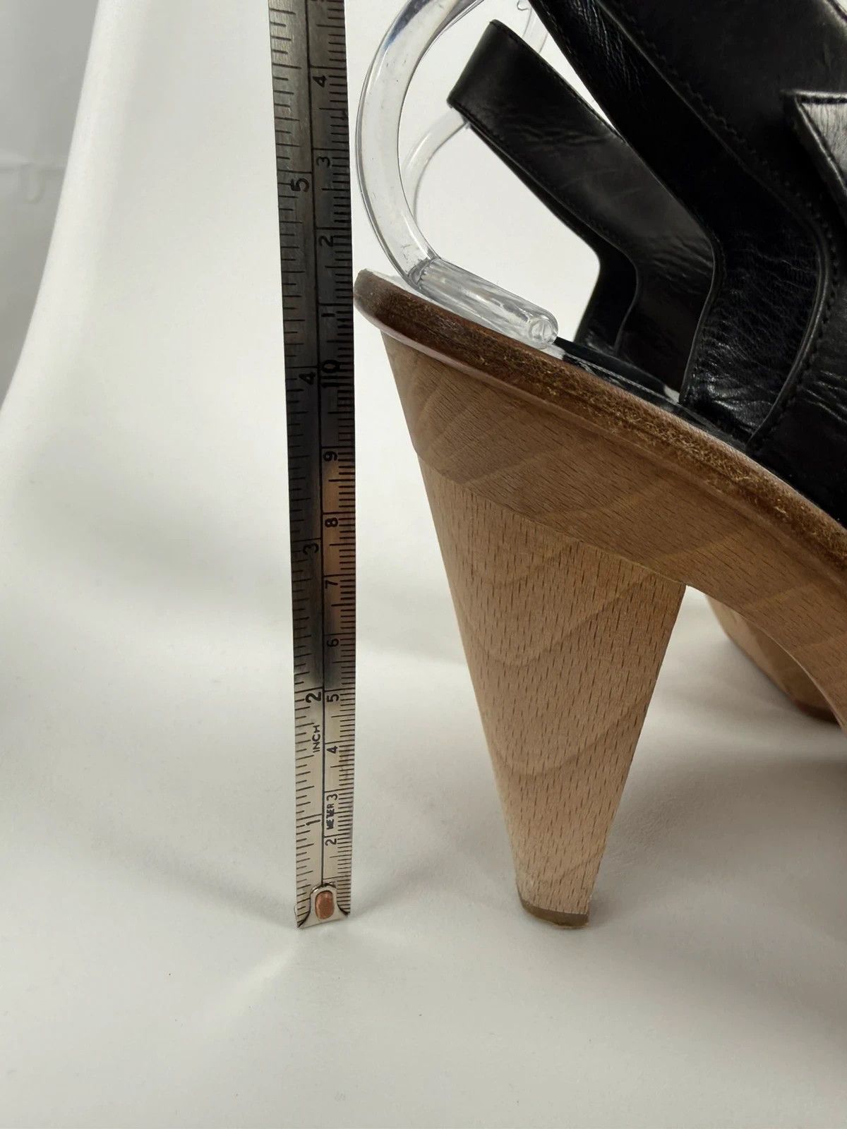Dior Christian Dior Sandals Genuine Leather size 37 Size US 7 / IT 37 - 10 Thumbnail
