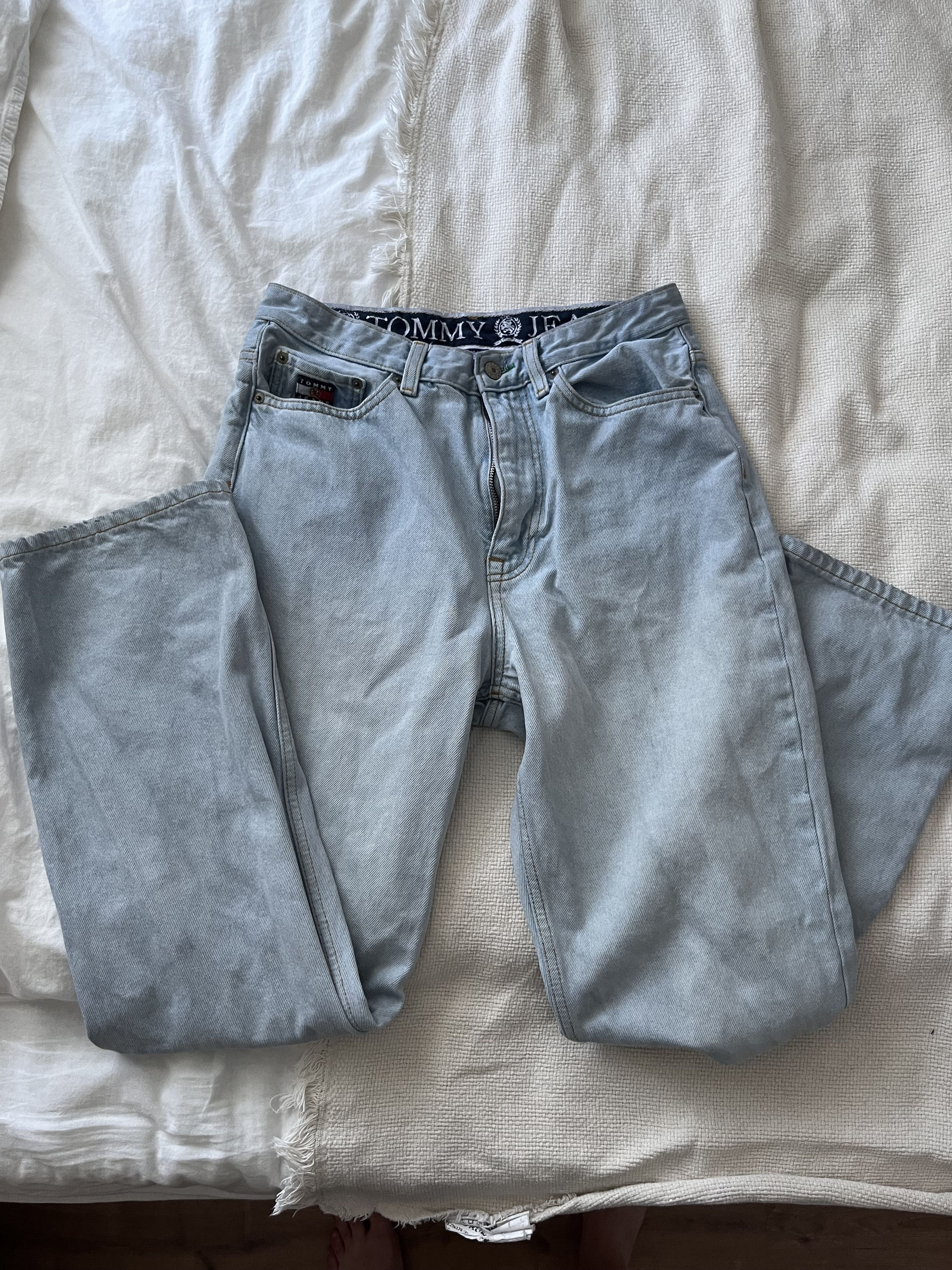 Tommy Hilfiger Tommy Hilfiger TJW mom jeans W16 Size 30" / US 8 / IT 44 - 1 Thumbnail