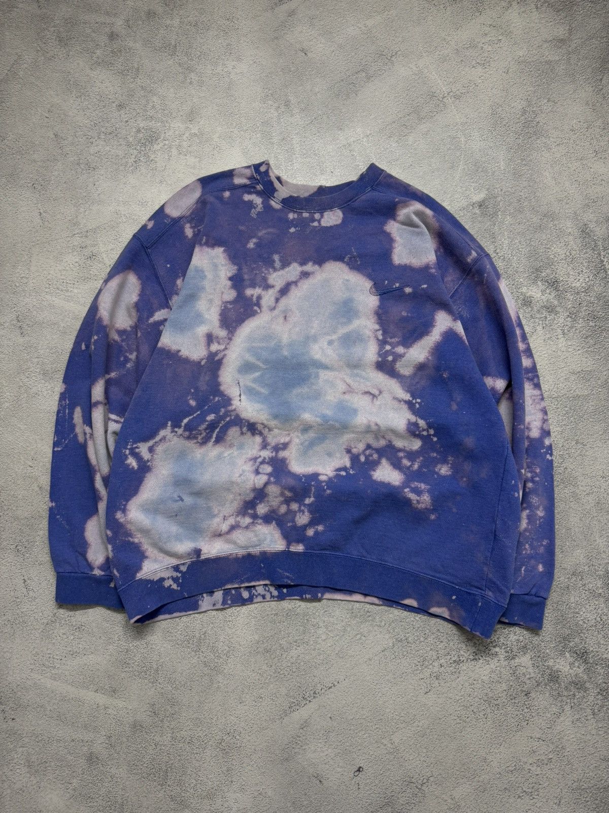 Nike Vintage Y2k Custom Nike Mini Swoosh Sweatshirt Faded 90’s Size US XL / EU 56 / 4 - 3 Thumbnail