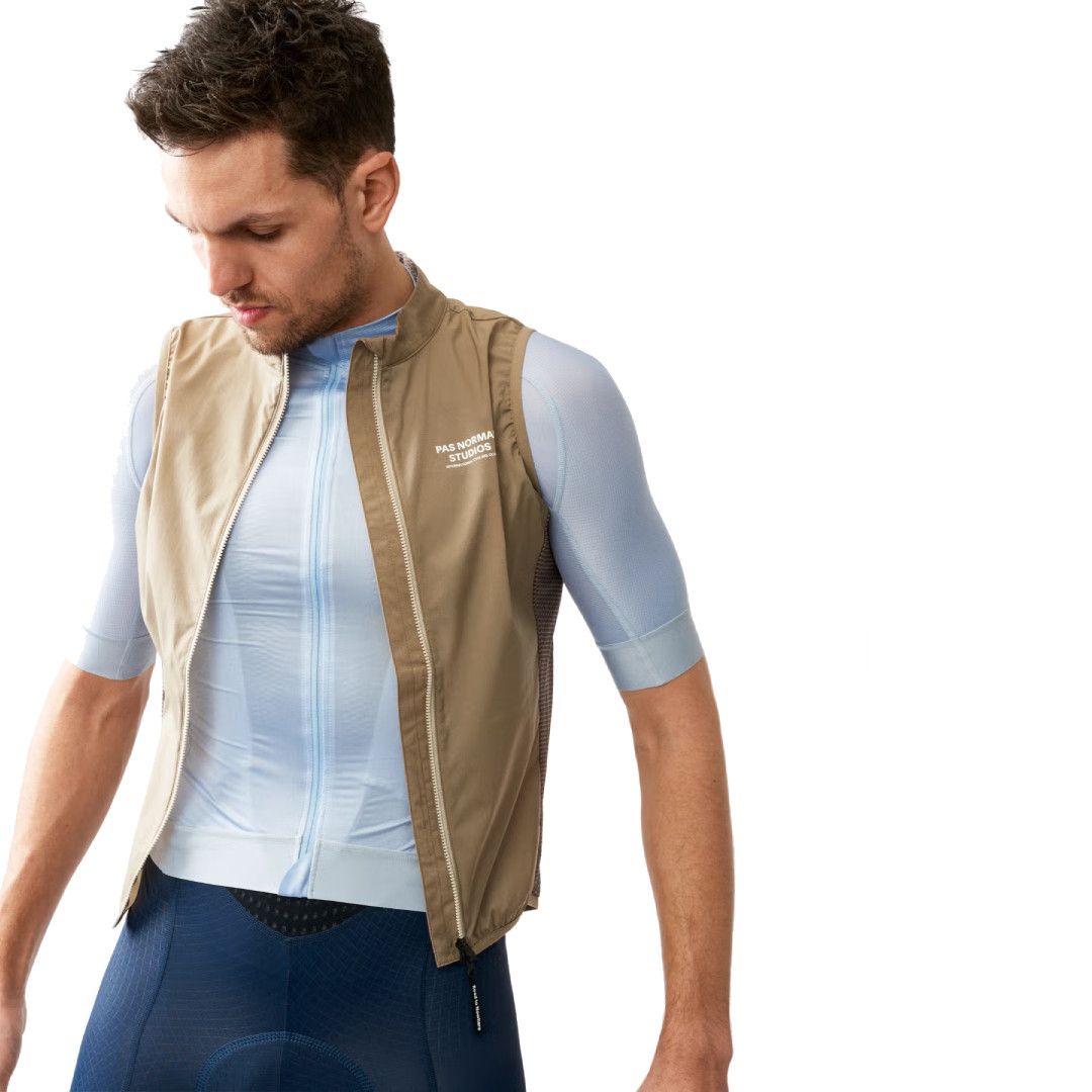 Pas Normal Studios [S] Mechanism Stow Away Gilet in Beige Size US S / EU 44-46 / 1 - 11 Thumbnail