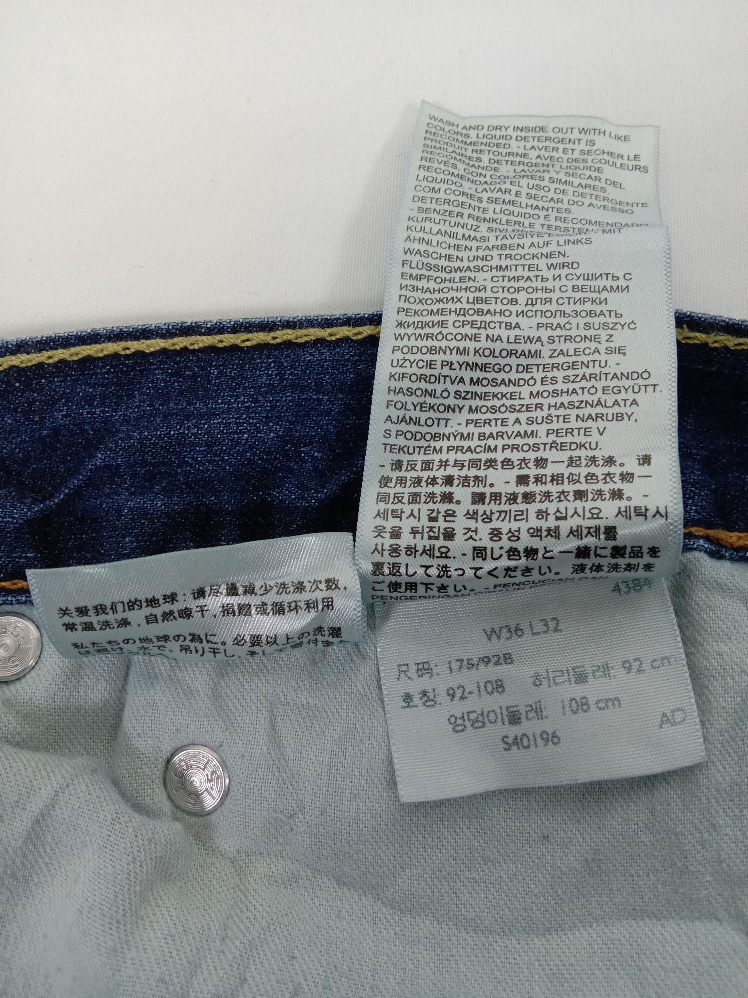 Levi's Vintage Levi’s 514 Jeans Blue Wash Distressed Denim Size US 36 / EU 52 - 13 Thumbnail