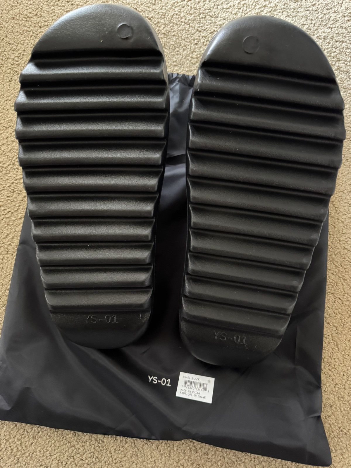 Yeezy Yeezy Slides Size US 12 / EU 45 - 3 Thumbnail