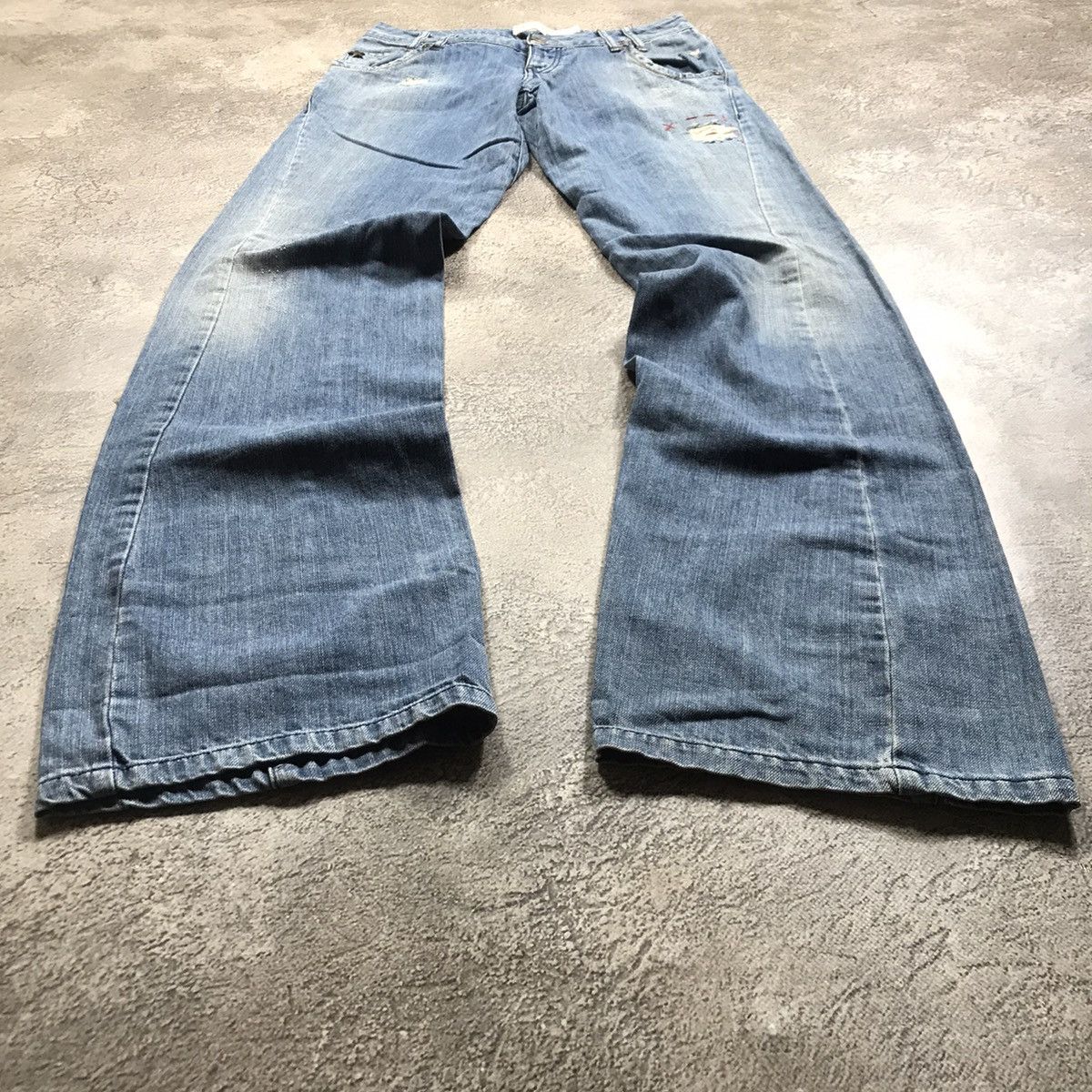 Vintage Vintage Y2K Baggy Distressed Flared Jeans Grunge Skate 29 Size US 29 - 1 Thumbnail