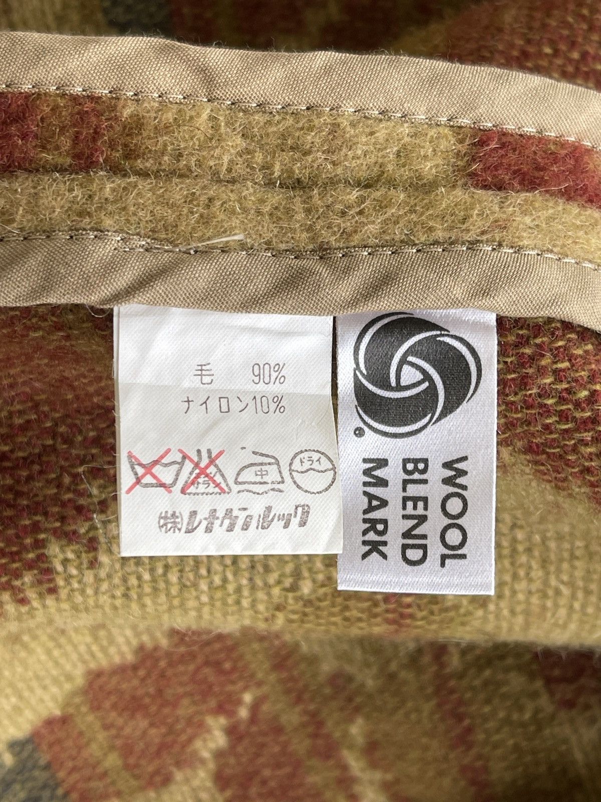 Japanese Brand Vintage Keith Aztec Pattern Shawl Collar Jacket Size US S / EU 44-46 / 1 - 11 Thumbnail