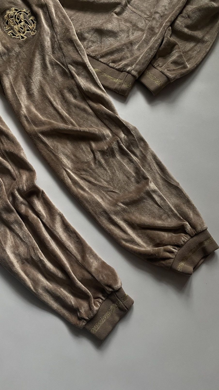 Roberto Cavalli Vintage Roberto Cavalli Velour Track Suit Y2k Juicy Couture Size M / US 6-8 / IT 42-44 - 4 Thumbnail