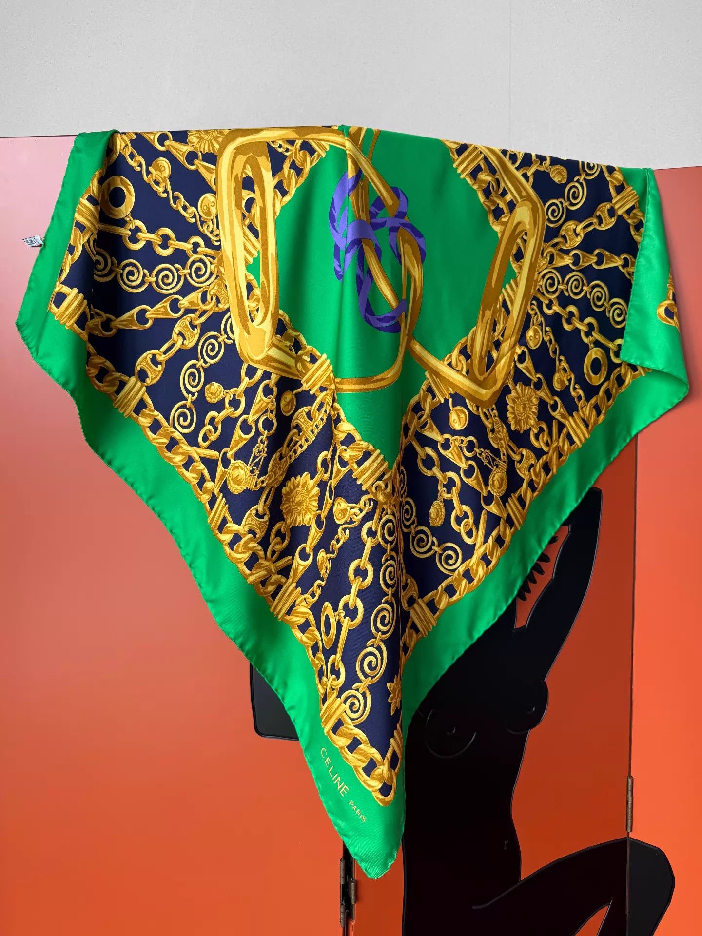 Celine Celine Vintage Green Link Triomphe Stirrup Silk 90 Size ONE SIZE - 2 Thumbnail