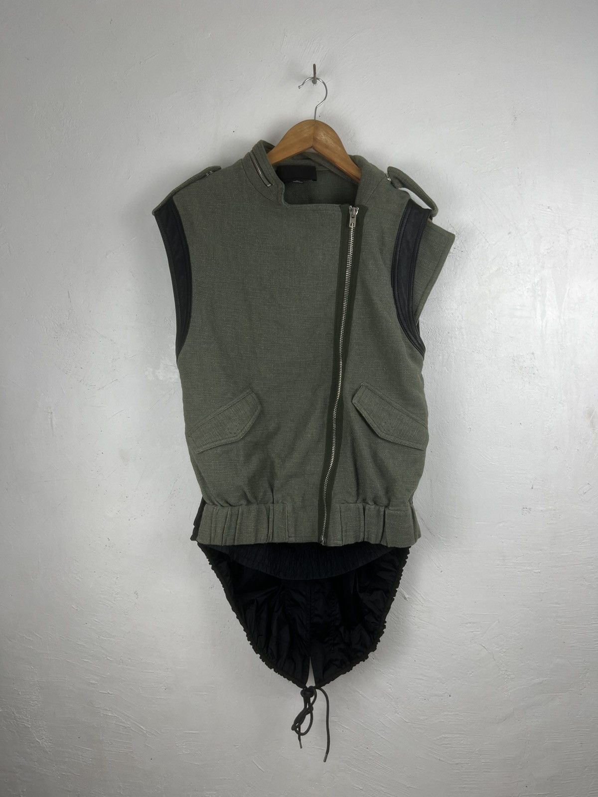 Alexander Wang Alexander Wang Sleveless Biker Jacket Size M / US 6-8 / IT 42-44 - 1 Thumbnail