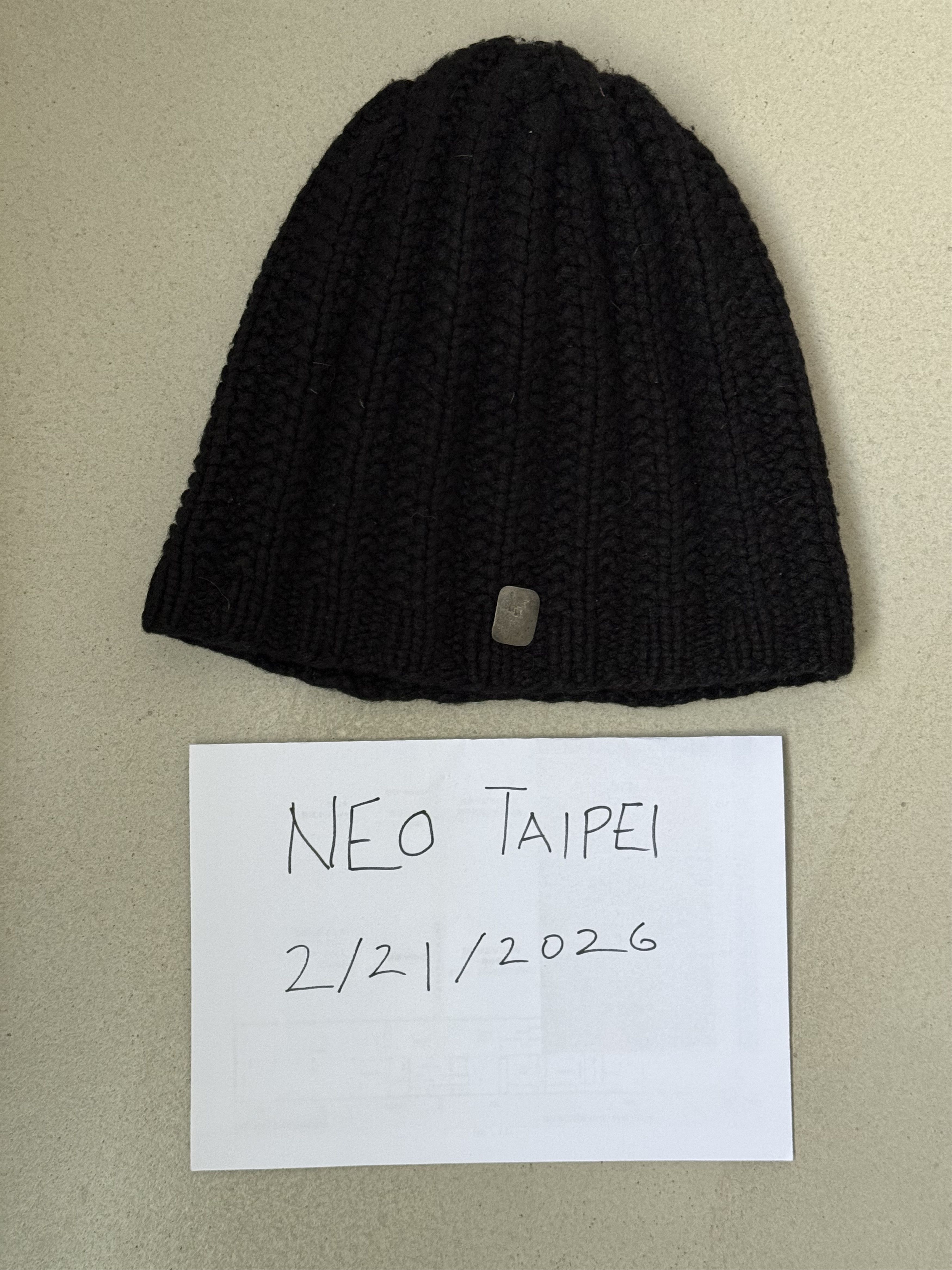 Werkstatt Munchen Werkstatt Munchen Cashmere Beanie with Silver Size ONE SIZE - 1 Thumbnail