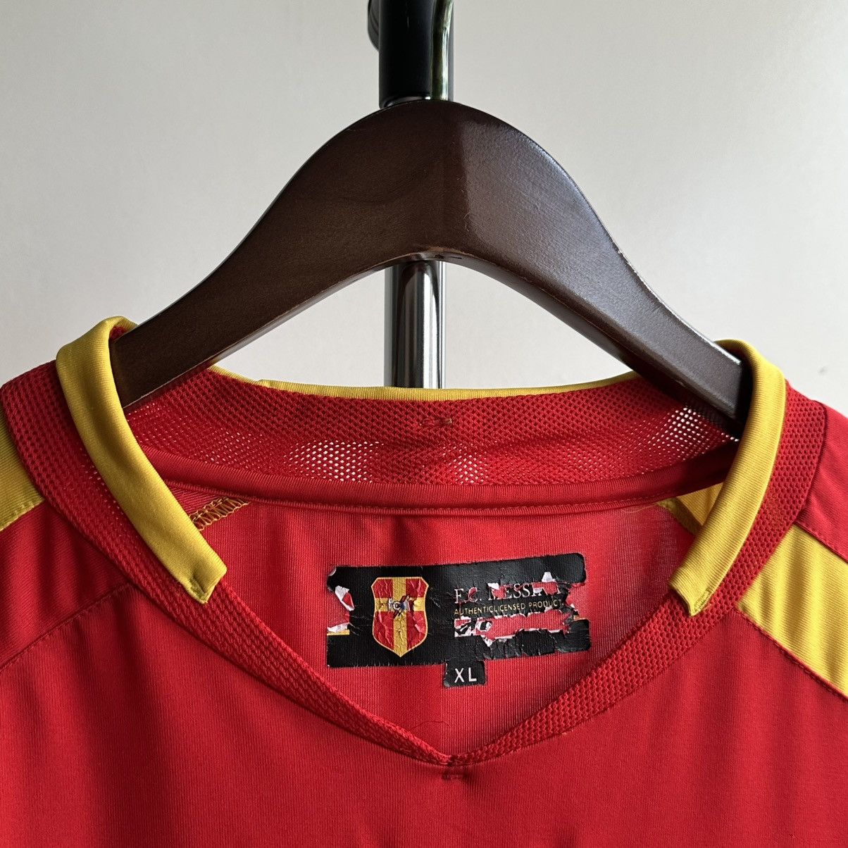Vintage Vintage ACR Messina 2005/06 Soccer Jersey Football Shirt Size US XL / EU 56 / 4 - 6 Thumbnail