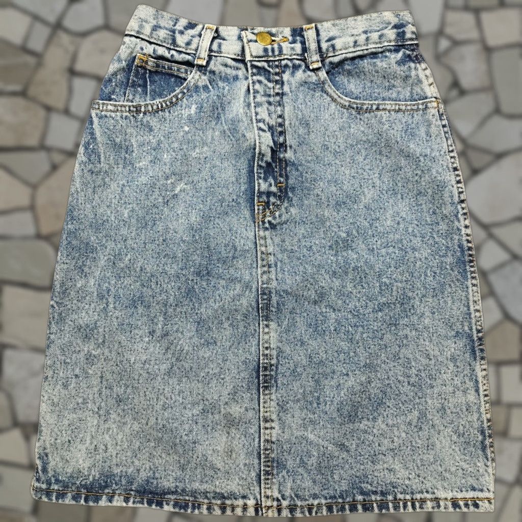 Denime VINTAGE Womans Acid Wash Denim Skirt Size 23 Inch Waist Made In USA Blue Size 40" / US 18 - 1 Thumbnail