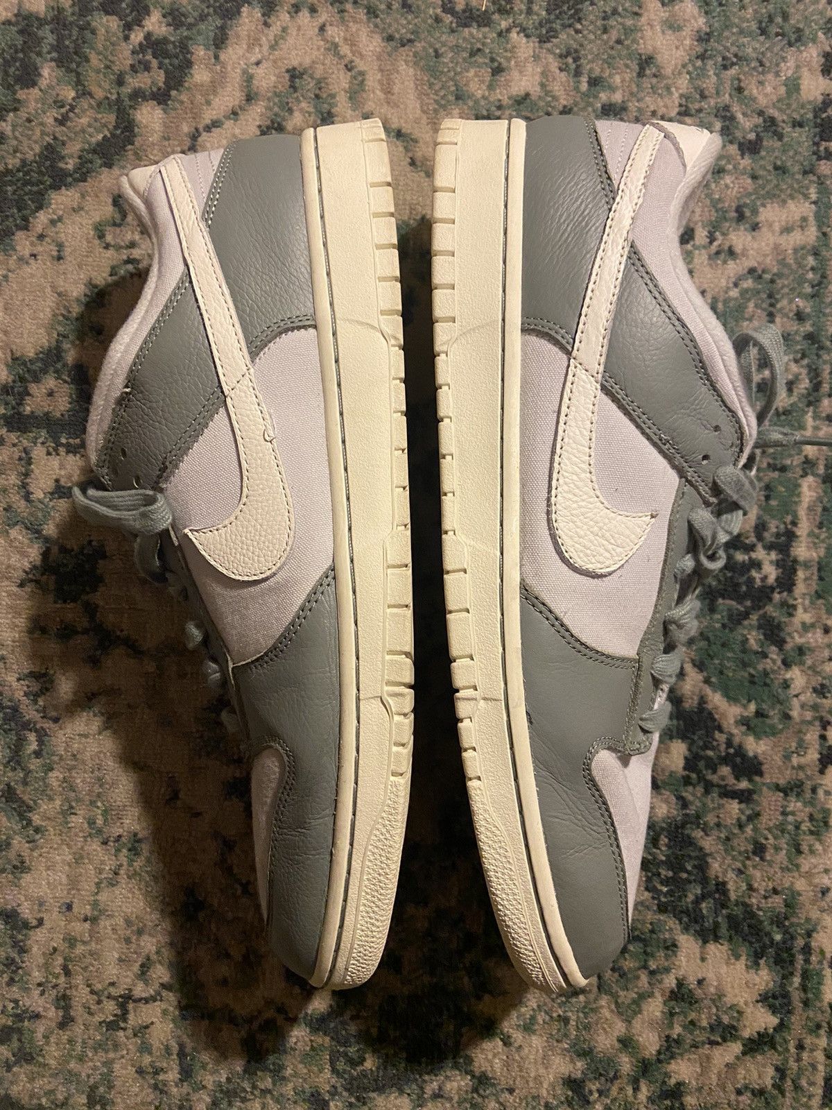 Nike Mens Nike Dunk Low Mica Green USED size 14 Size US 14 / EU 47 - 2 Thumbnail
