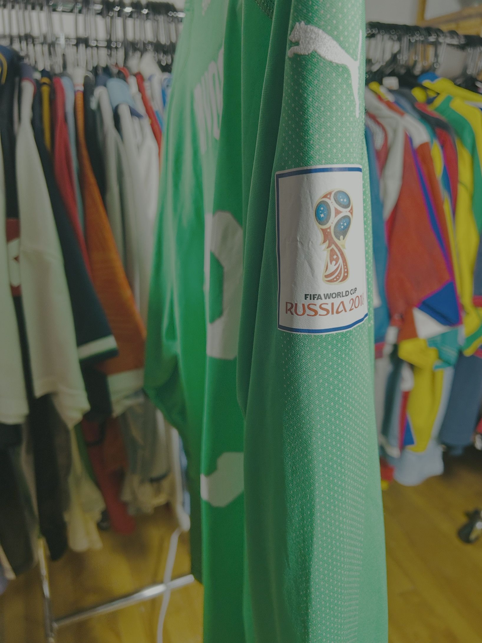 Puma Switzerland 2018 world cup GK jersey Size US XL / EU 56 / 4 - 4 Thumbnail