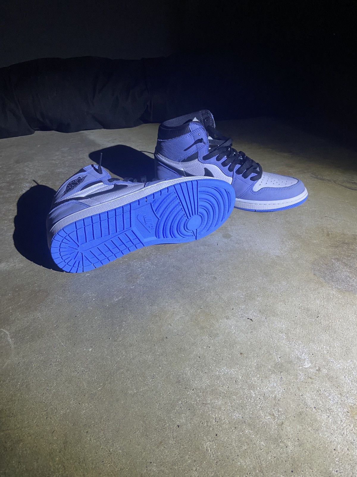 Jordan Brand × Nike Jordan 1 University Blue Size US 9.5 / EU 42-43 - 2 Thumbnail
