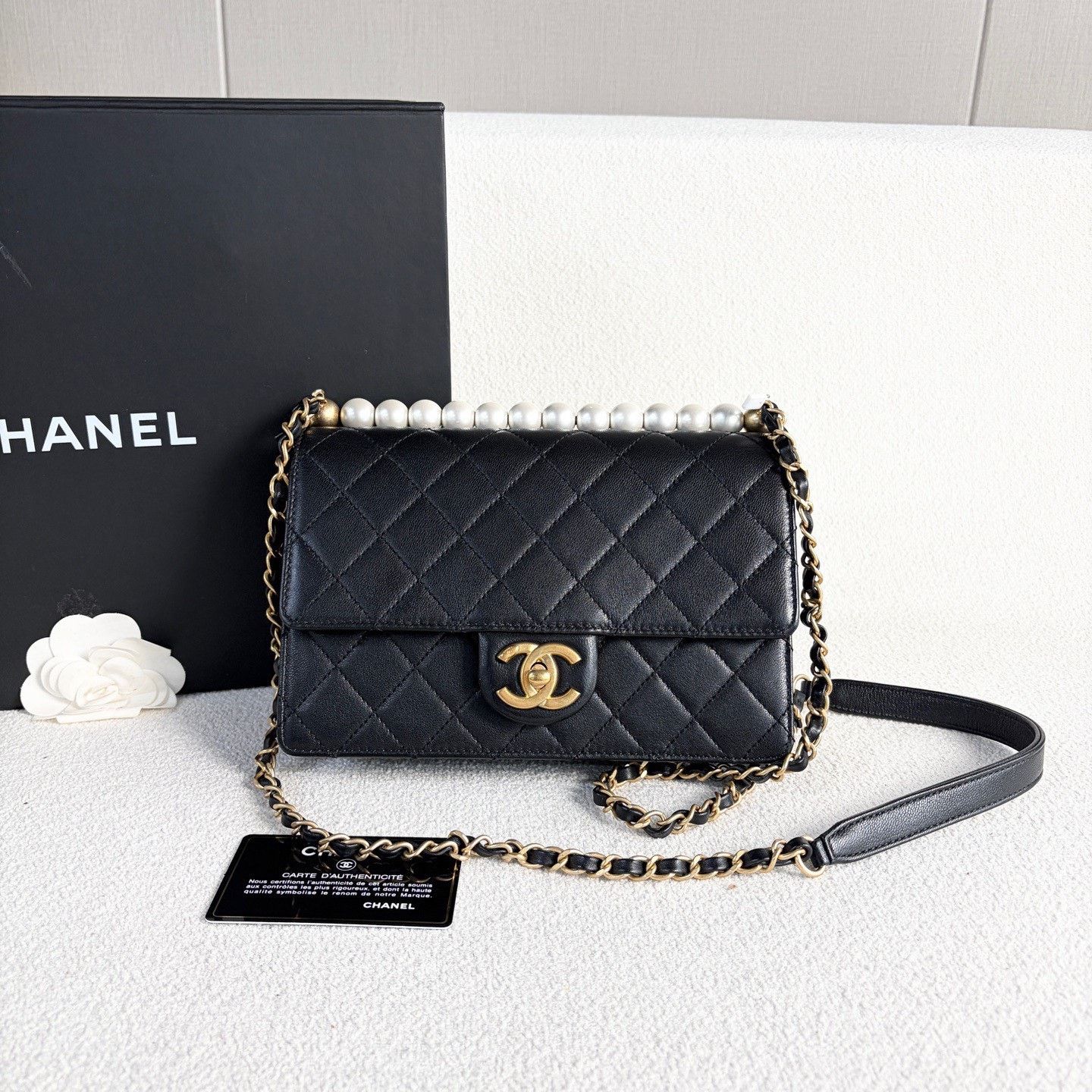 Chanel Pre-loved Bag Very good condition Size ONE SIZE - 1 Thumbnail