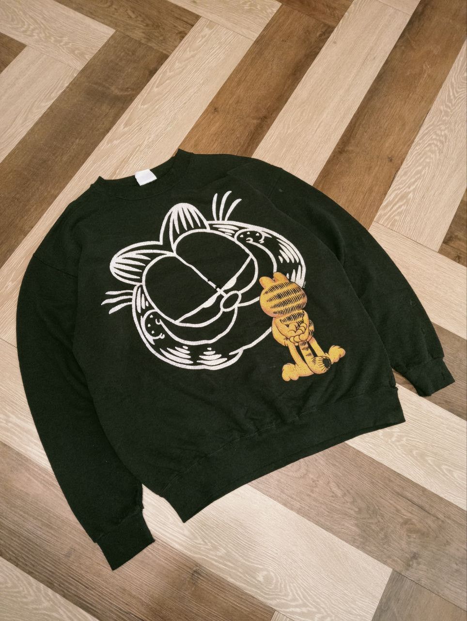 Vintage VINTAGE GARFIELD DISTRESSED CREWNECK Size US L / EU 52-54 / 3 - 1 Thumbnail