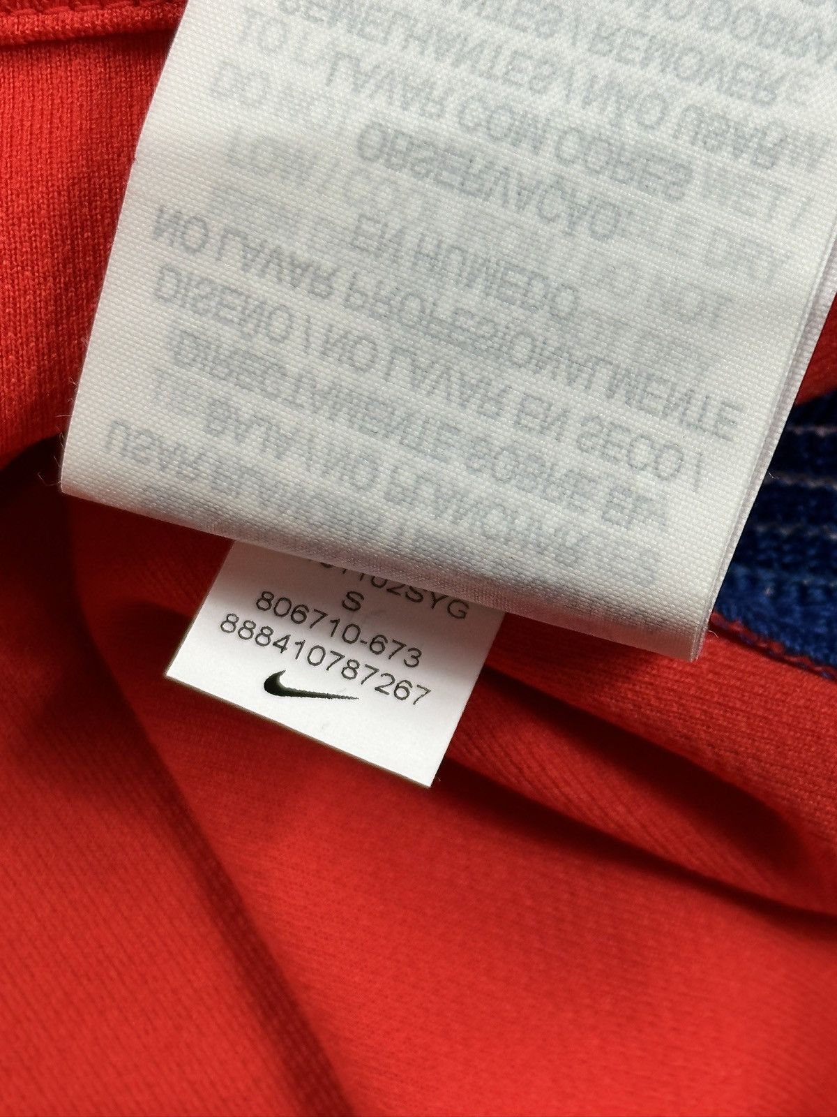 Nike Chile 2016/17 Alexis Sanchez Home Jersey Size US S / EU 44-46 / 1 - 6 Thumbnail