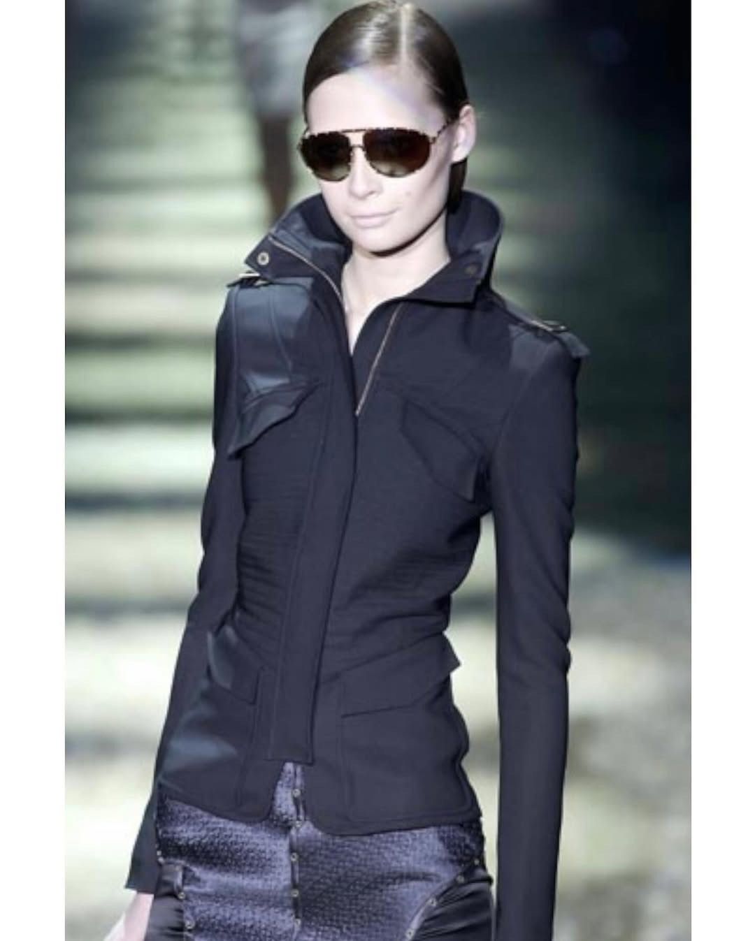 Gucci Gucci by Tom Ford F/W 2003 Runway Jacket Size S / US 4 / IT 40 - 4 Thumbnail