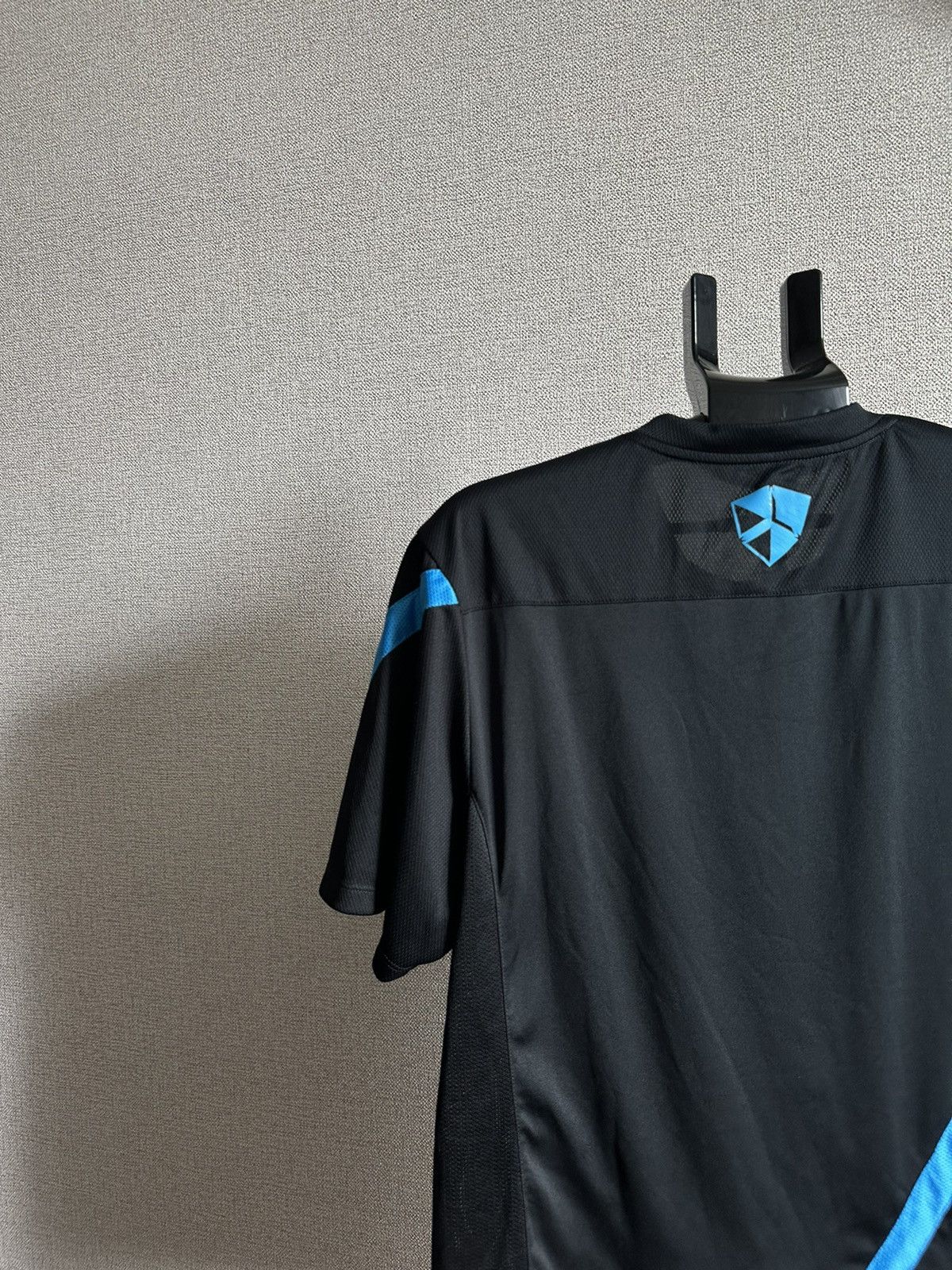 Nike 2010/11 Nike Internazionale Vintage Training Jersey Size US L / EU 52-54 / 3 - 11 Thumbnail