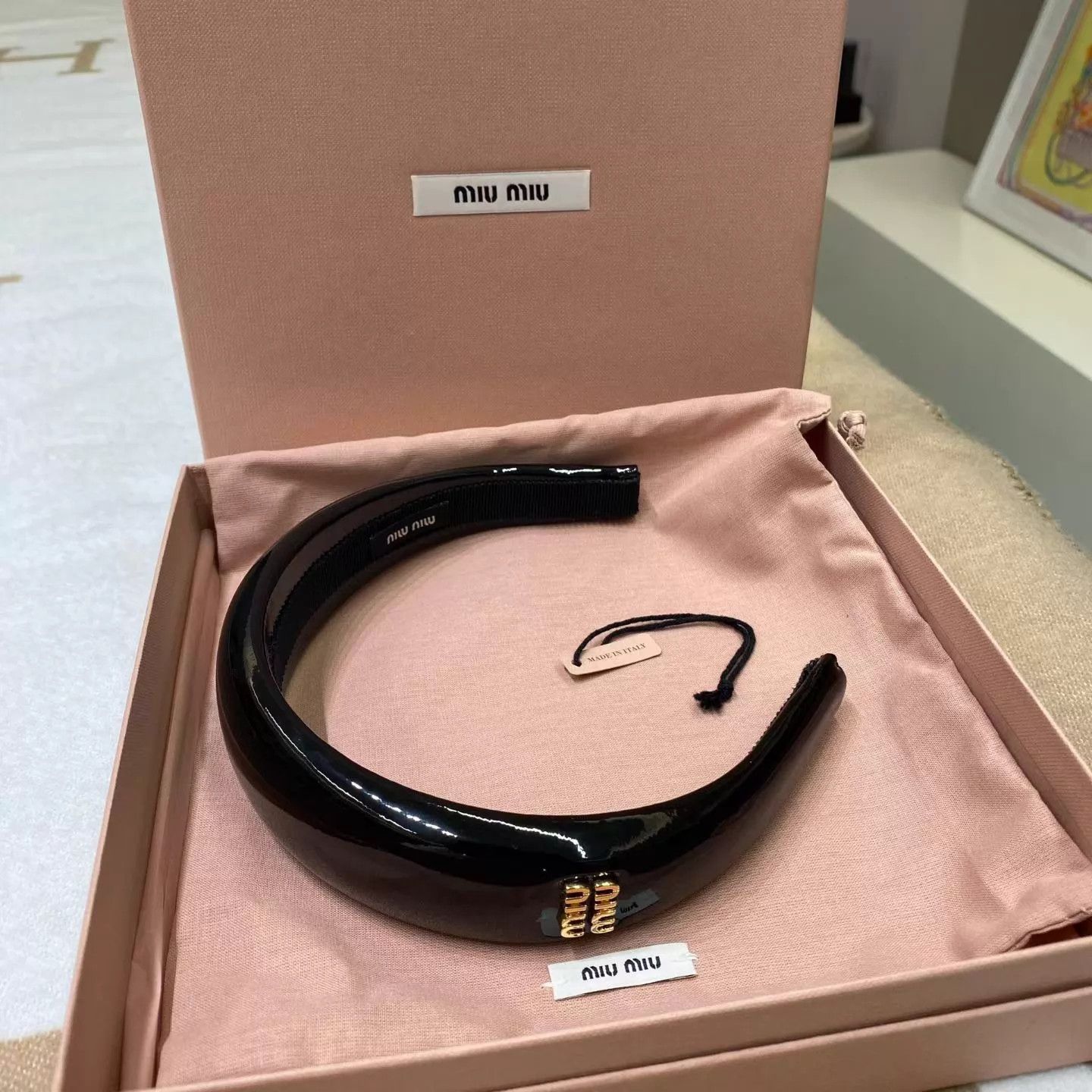 Miu Miu MIU MIU women's black thick patent gold logo headband Size ONE SIZE - 3 Thumbnail
