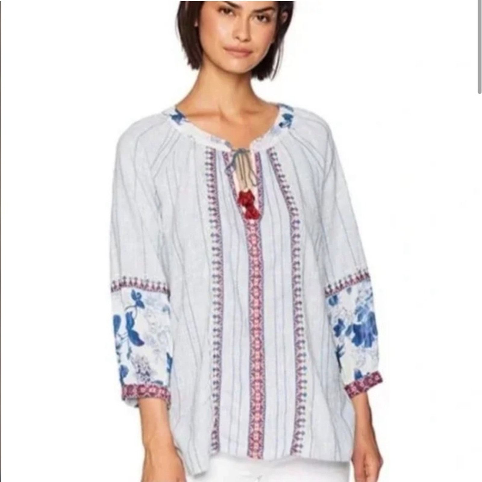 Johnny Was Johnny Was White, Blue & Red Floral Watercolor Tassel Top Size M / US 6-8 / IT 42-44 - 1 Thumbnail